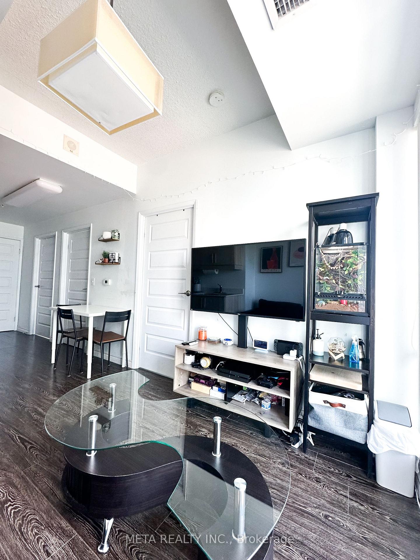 Photo 12 of Unit 1001, 158 King Street N, Waterloo — HOMEH