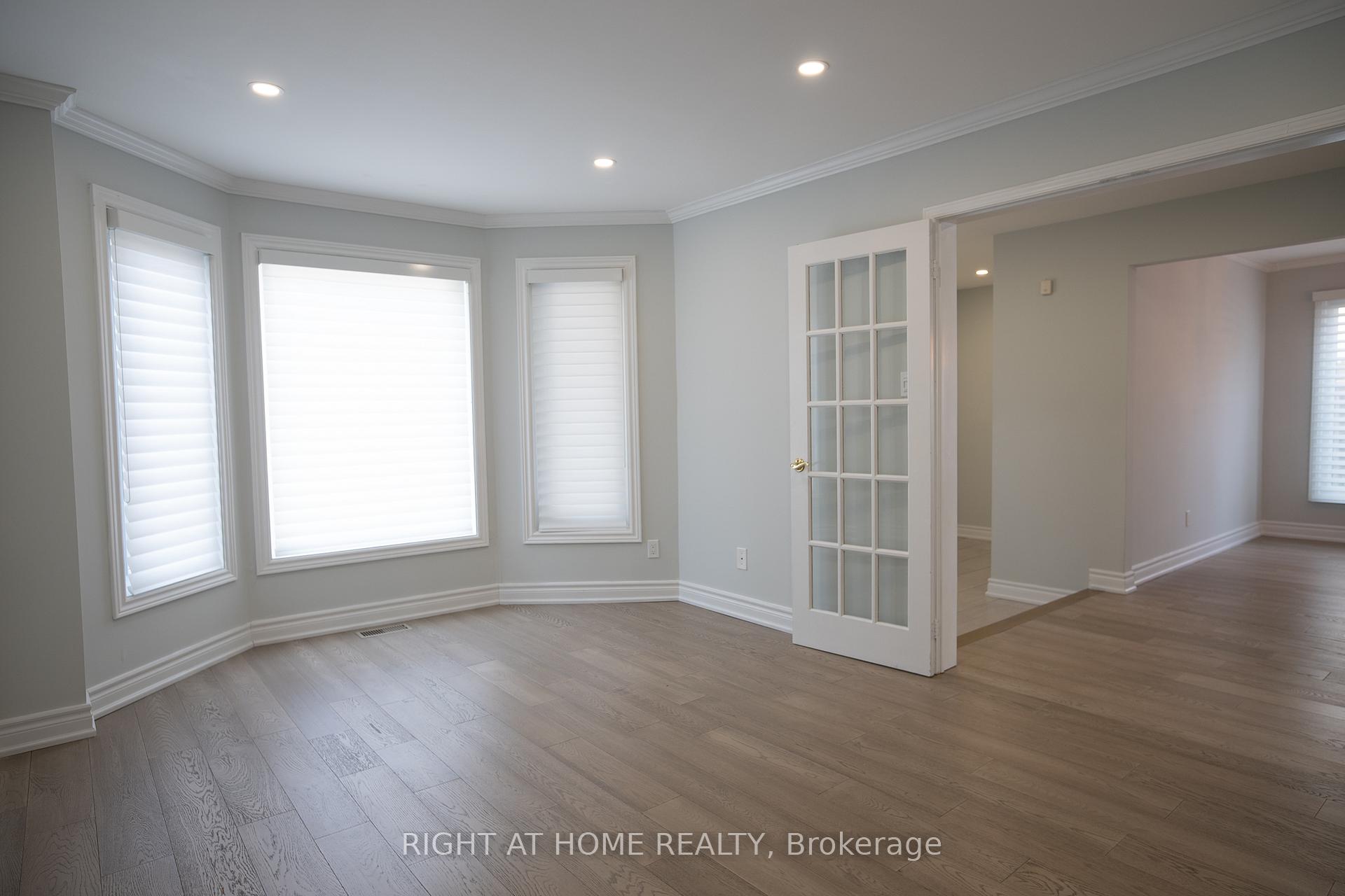 Photo 6 of 590 Springview Drive, Pickering, Amberlea — HOMEH