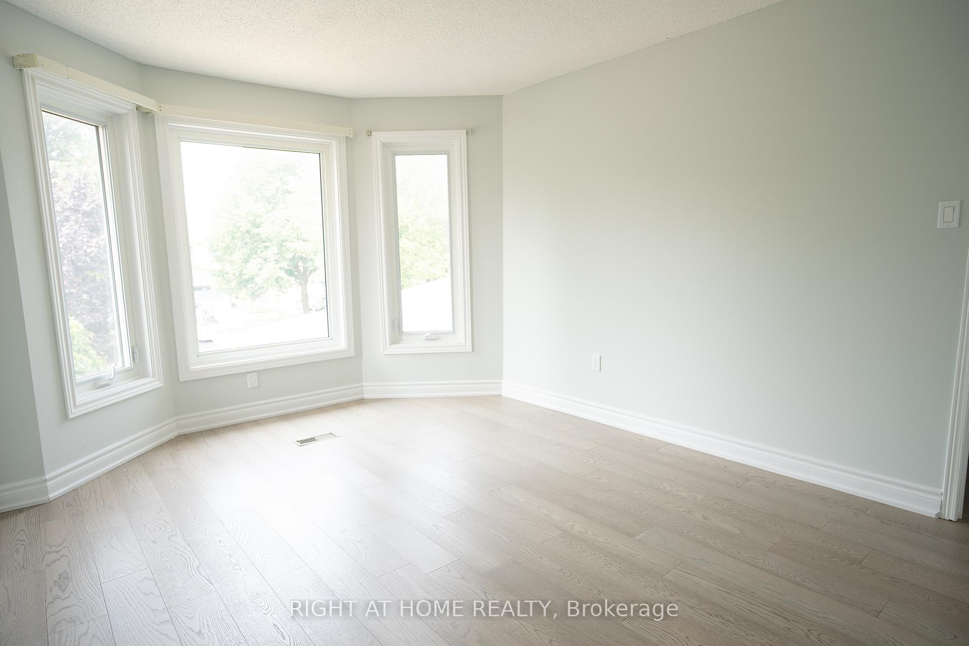 Photo 21 of 590 Springview Drive, Pickering, Amberlea — HOMEH