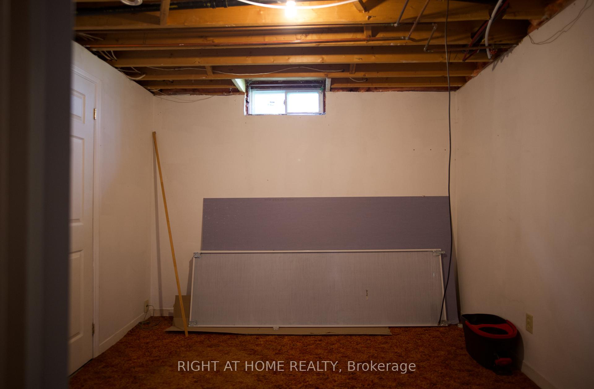 Photo 23 of 590 Springview Drive, Pickering, Amberlea — HOMEH