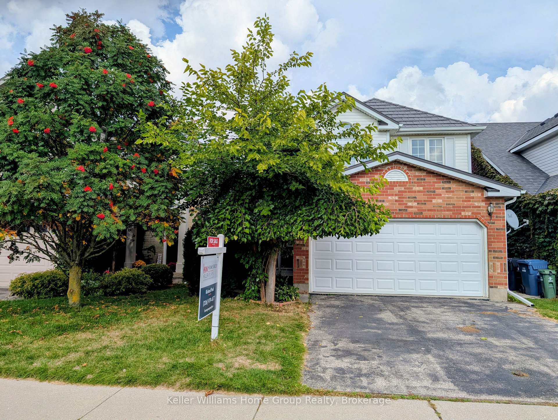 Photo 1 of 60 Camm Crescent, Guelph, Pineridge/Westminster Woods — HOMEH
