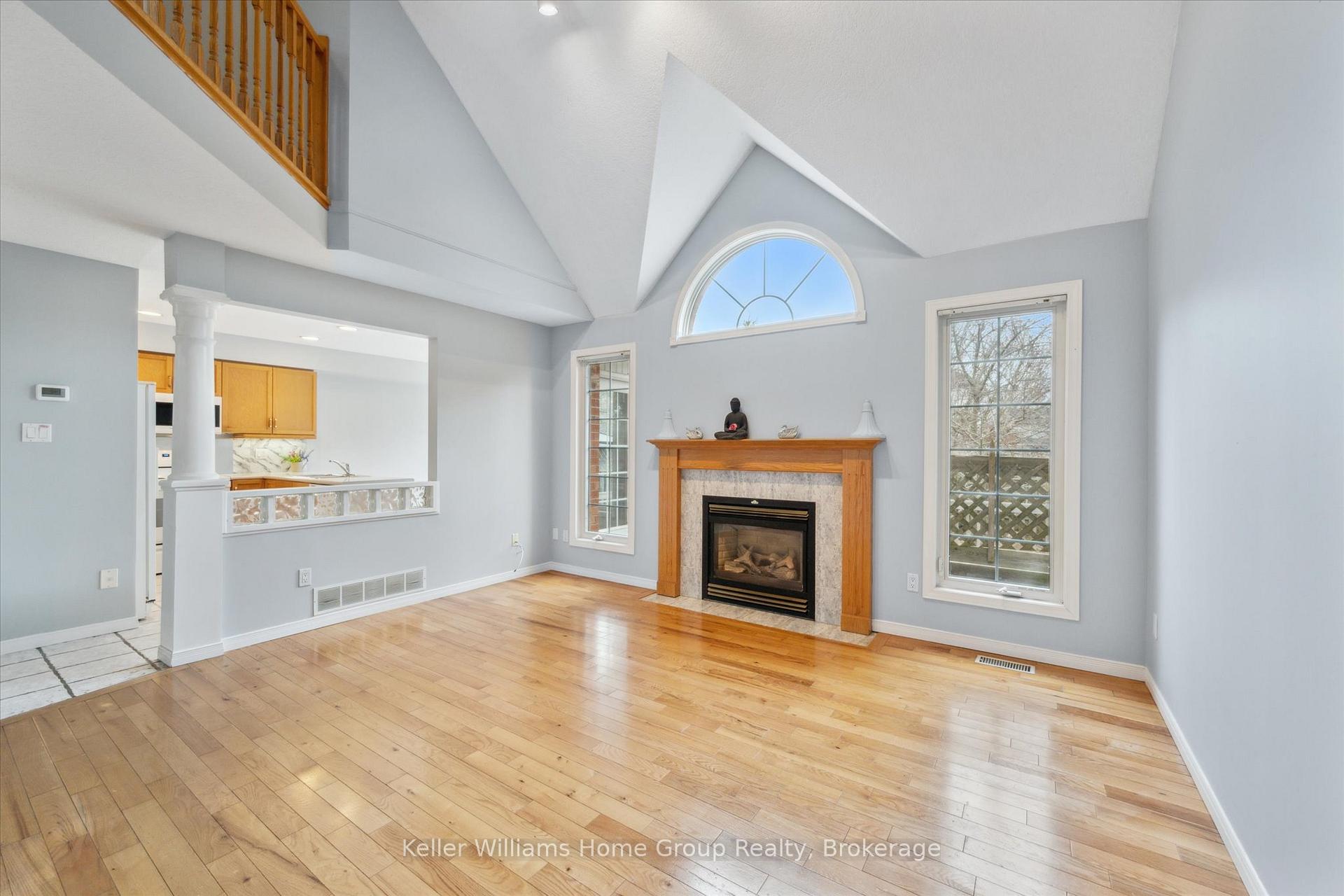 Photo 9 of 60 Camm Crescent, Guelph, Pineridge/Westminster Woods — HOMEH