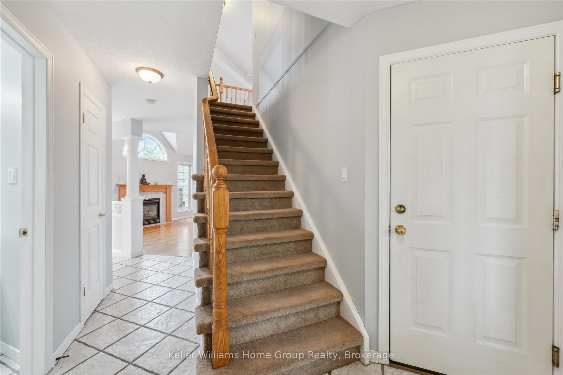 Photo 18 of 60 Camm Crescent, Guelph, Pineridge/Westminster Woods — HOMEH