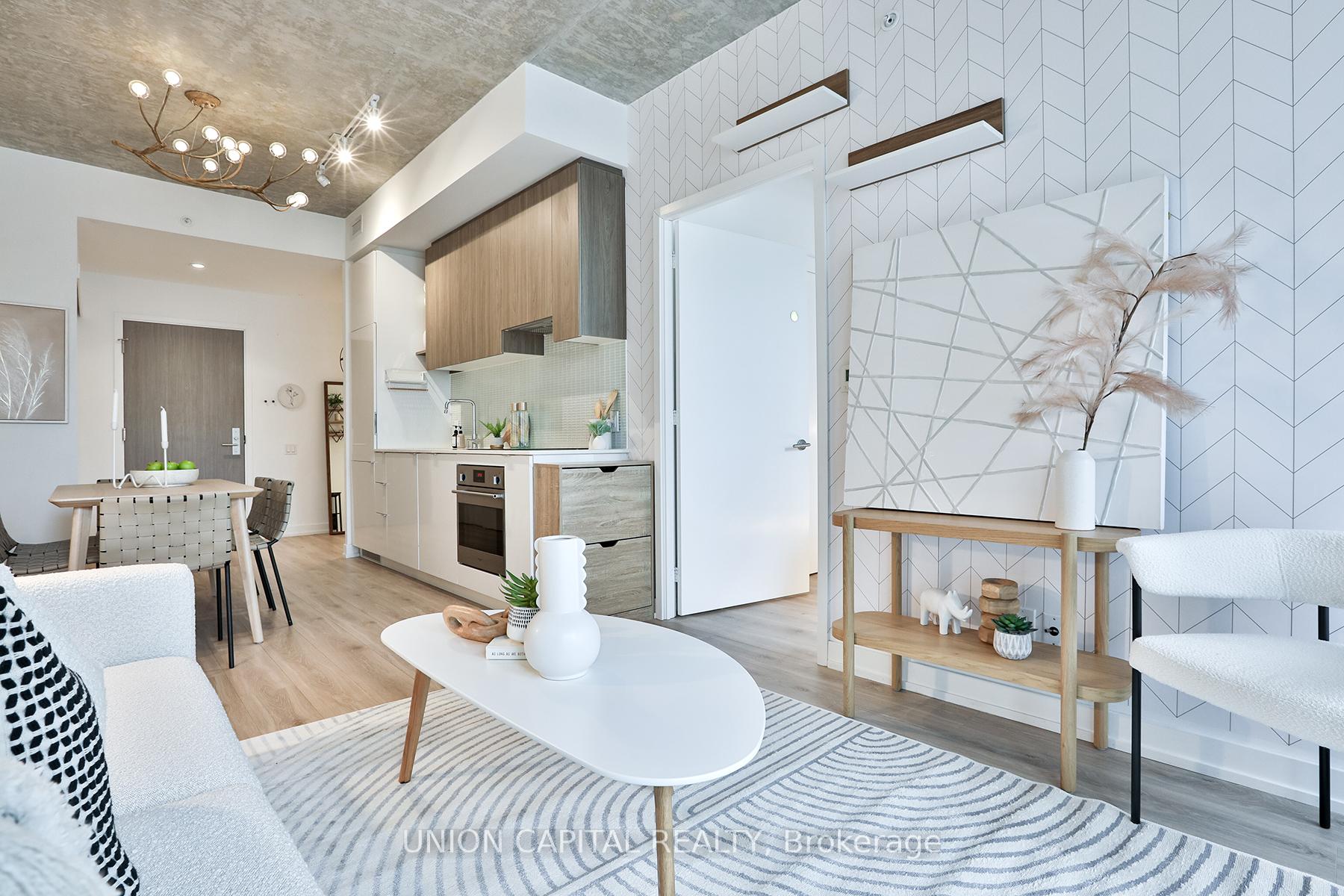 Photo 6 of Unit 203, 161 Roehampton Avenue N, Toronto, Mount Pleasant West — HOMEH