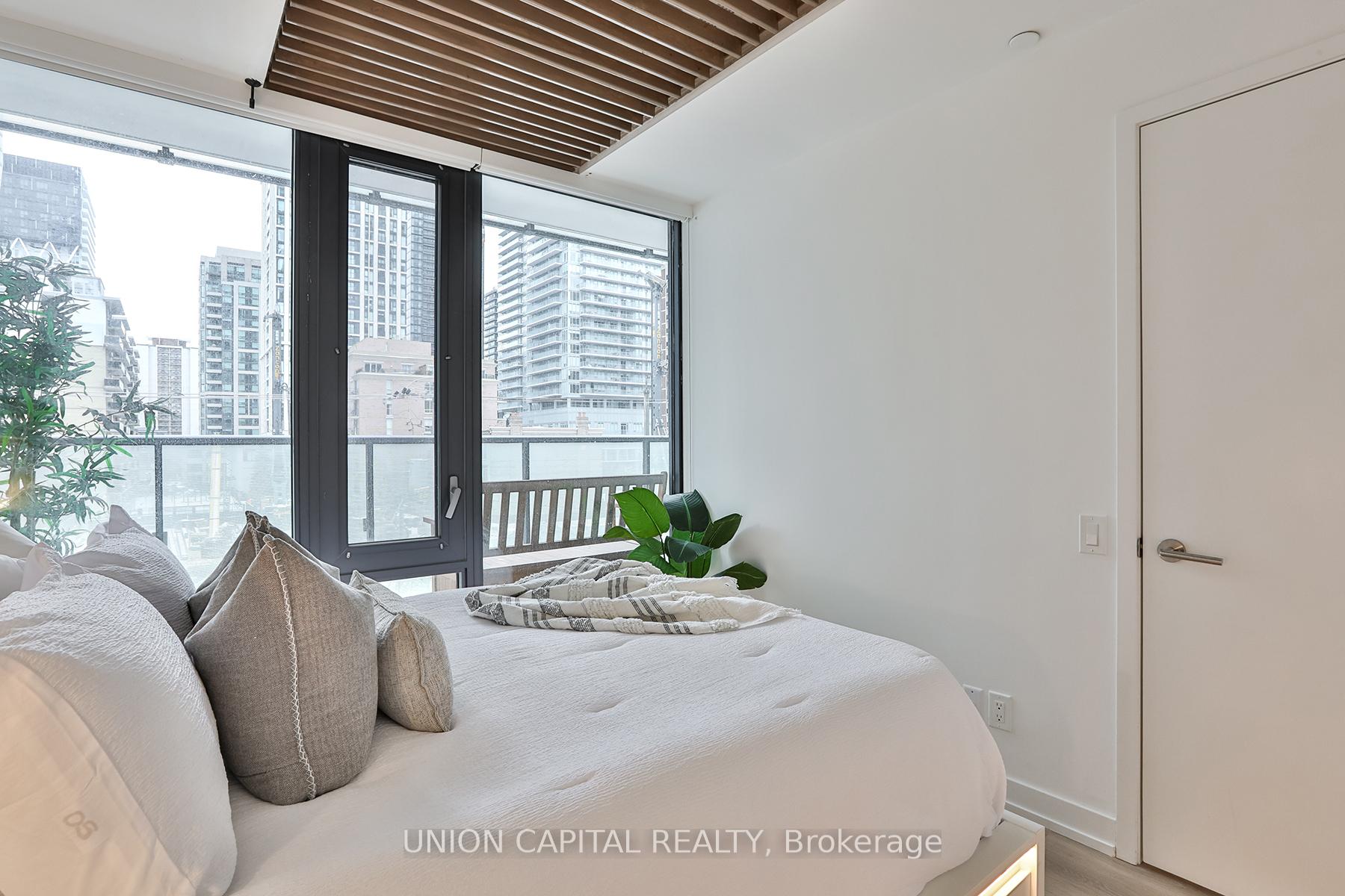 Photo 15 of Unit 203, 161 Roehampton Avenue N, Toronto, Mount Pleasant West — HOMEH