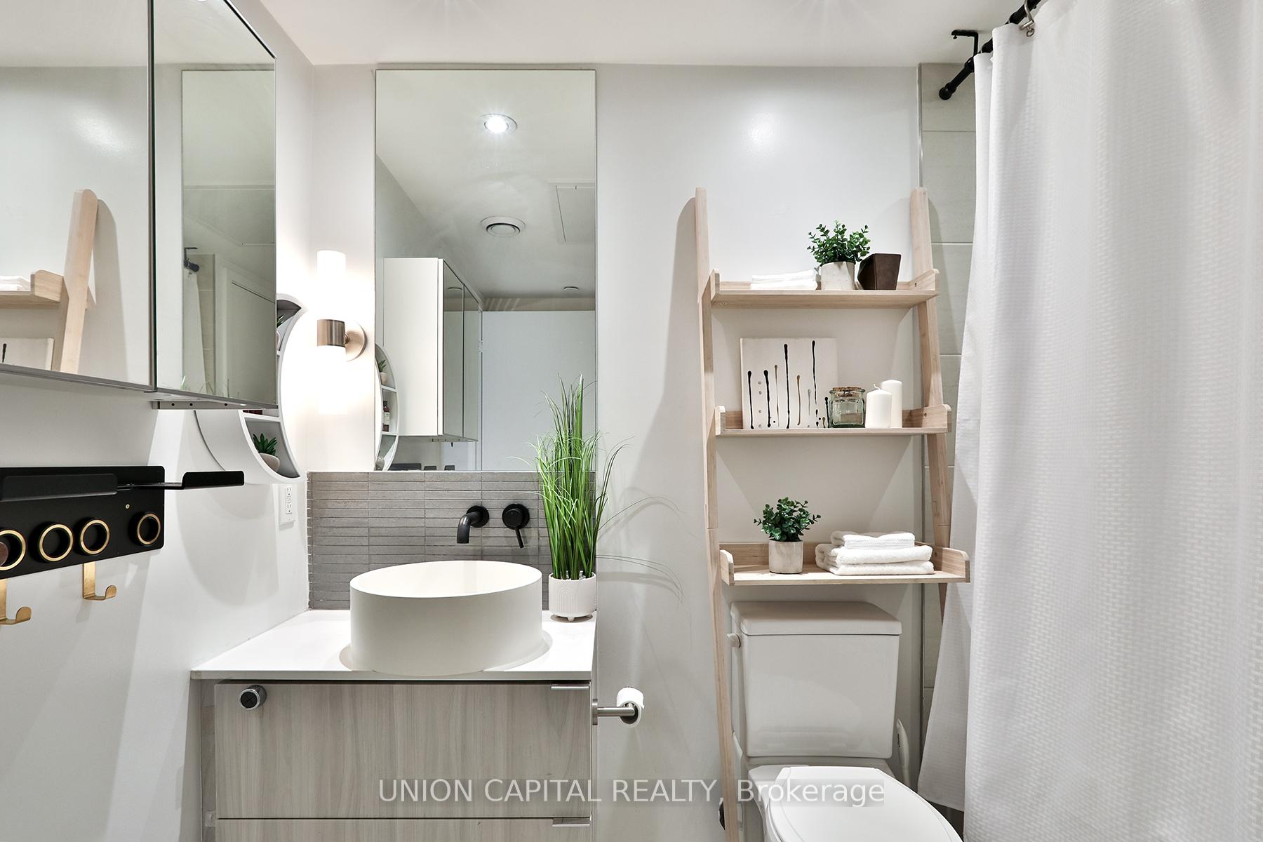 Photo 20 of Unit 203, 161 Roehampton Avenue N, Toronto, Mount Pleasant West — HOMEH