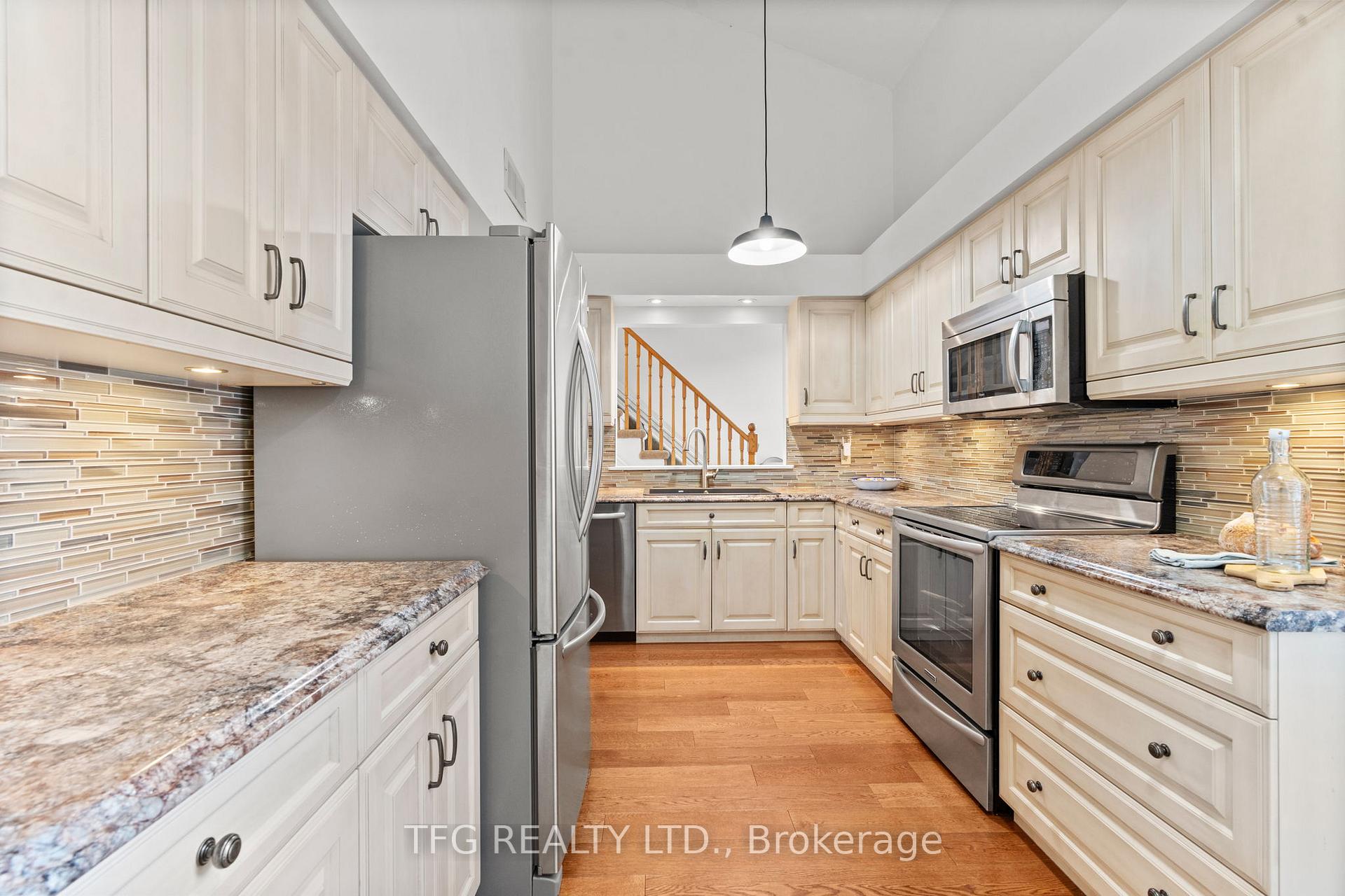 Photo 7 of Unit F16, 1667 Nash Road, Clarington, Courtice — HOMEH