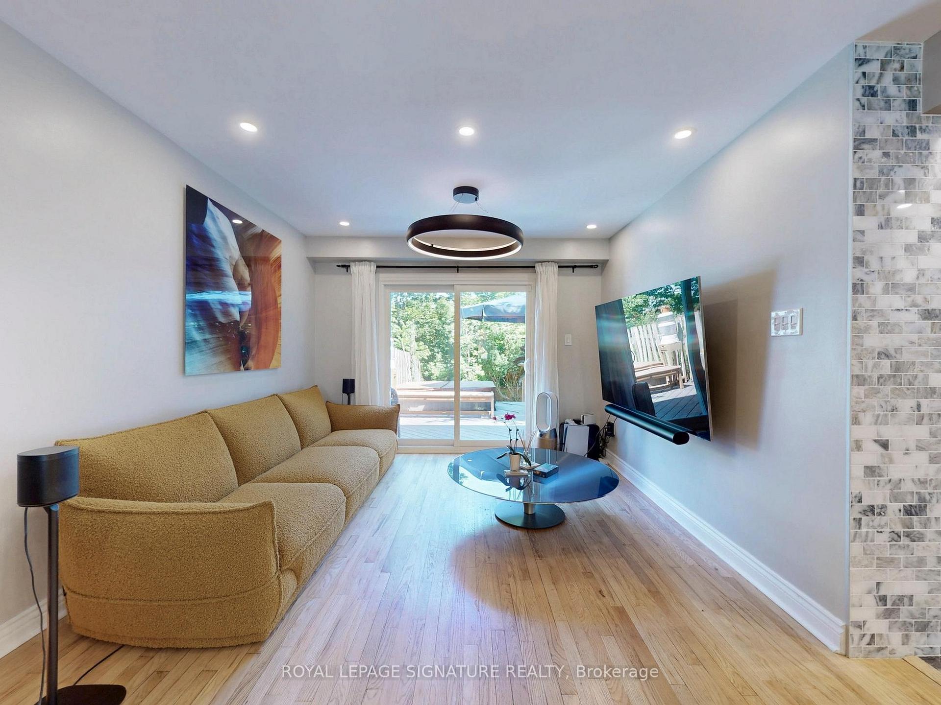 Photo 3 of 1883 Una Road, Pickering, Amberlea — HOMEH