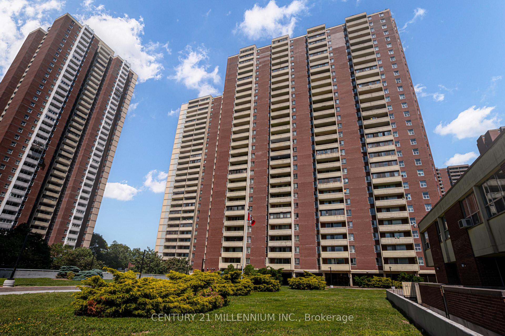 Photo 9 of Unit 2009, 5 Massey Square, Toronto, Crescent Town — HOMEH