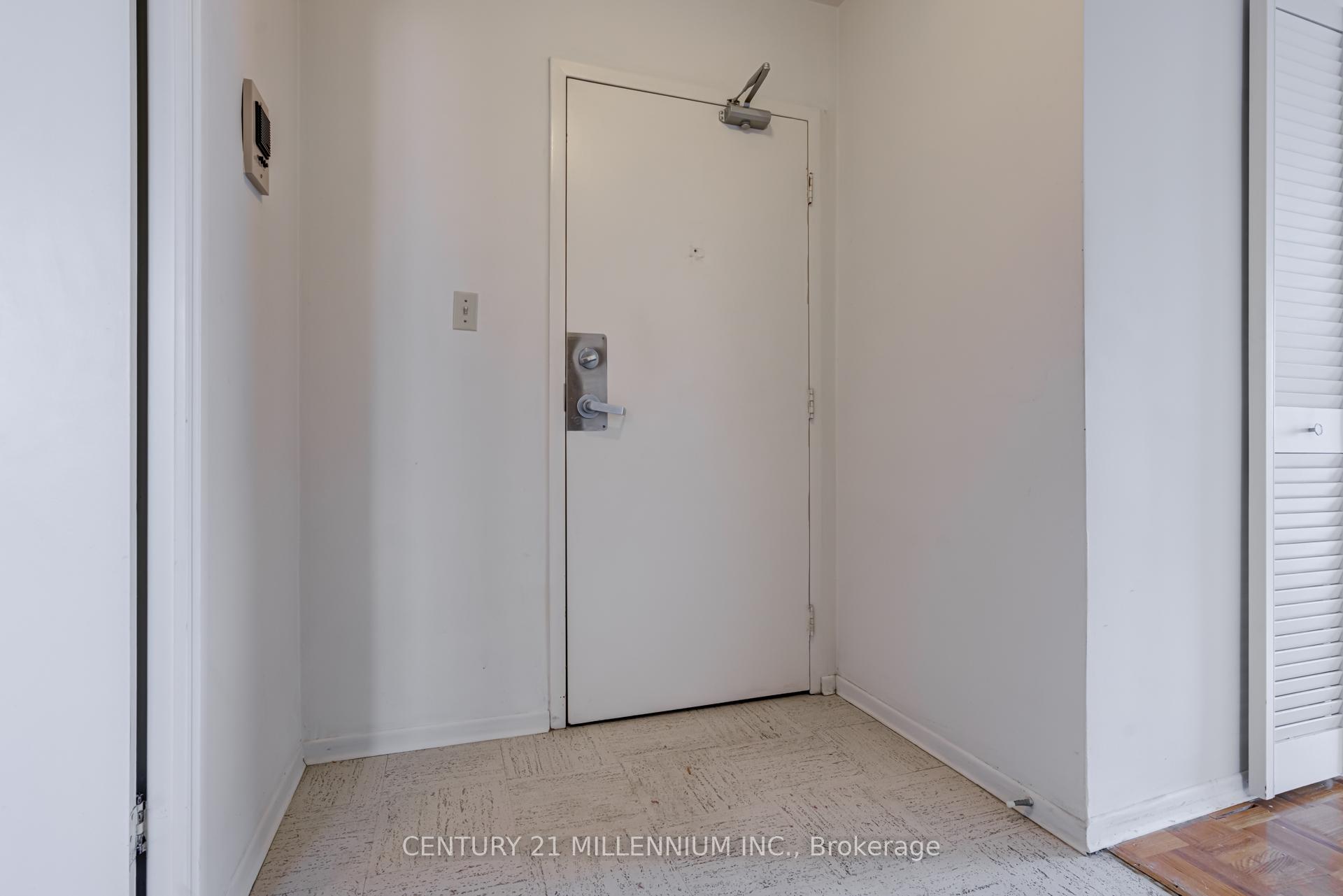 Photo 10 of Unit 2009, 5 Massey Square, Toronto, Crescent Town — HOMEH