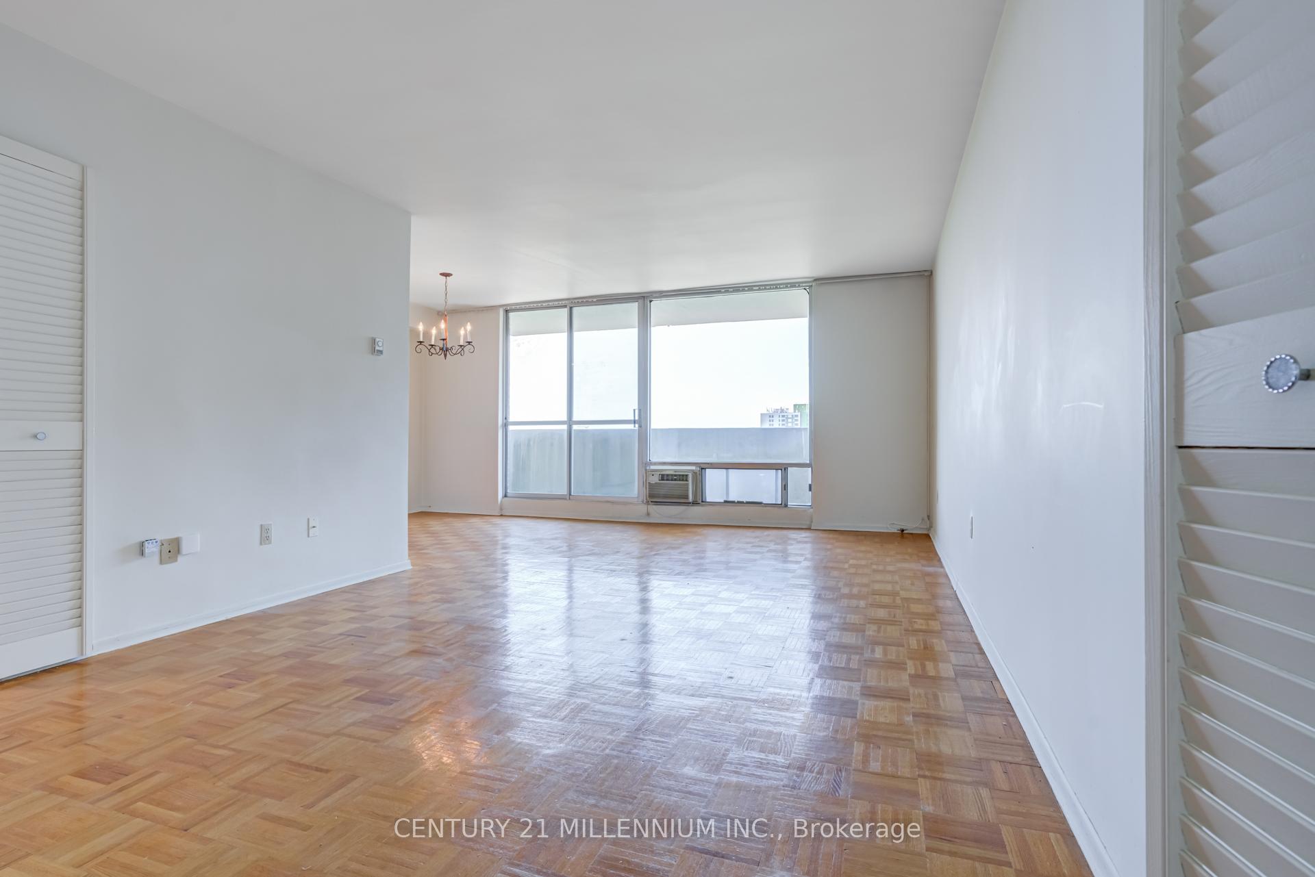 Photo 6 of Unit 2009, 5 Massey Square, Toronto, Crescent Town — HOMEH