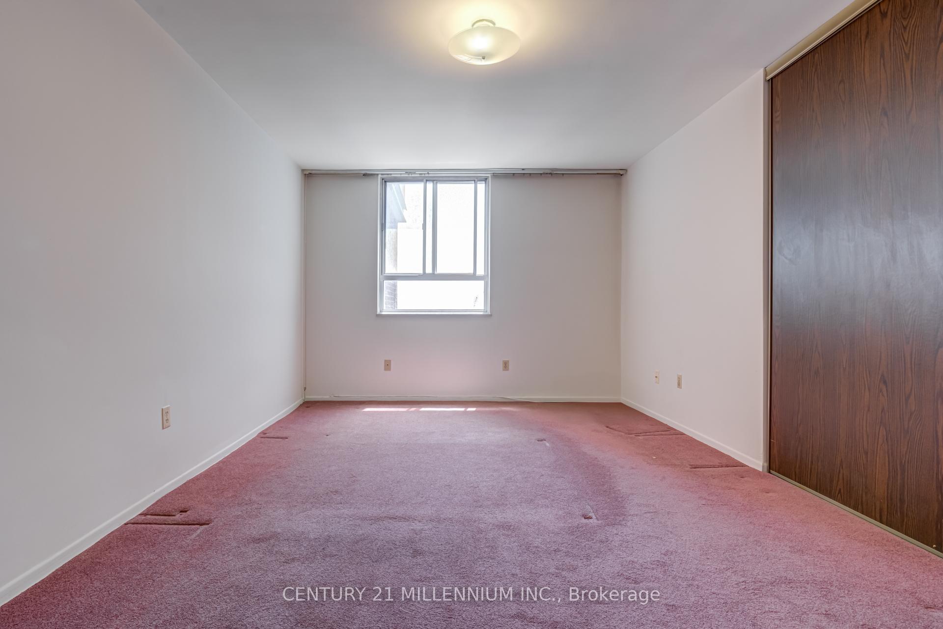 Photo 15 of Unit 2009, 5 Massey Square, Toronto, Crescent Town — HOMEH