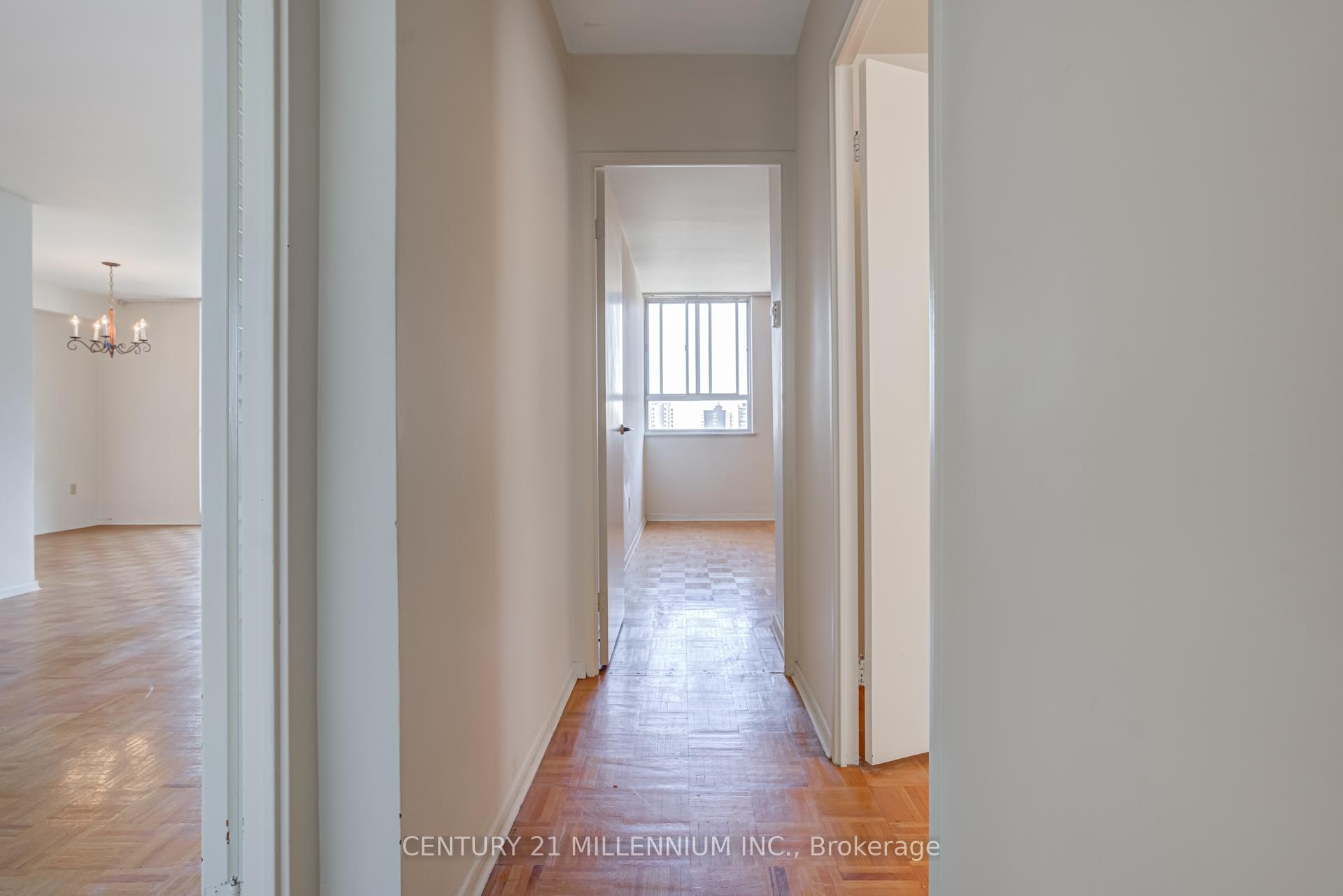 Photo 7 of Unit 2009, 5 Massey Square, Toronto, Crescent Town — HOMEH