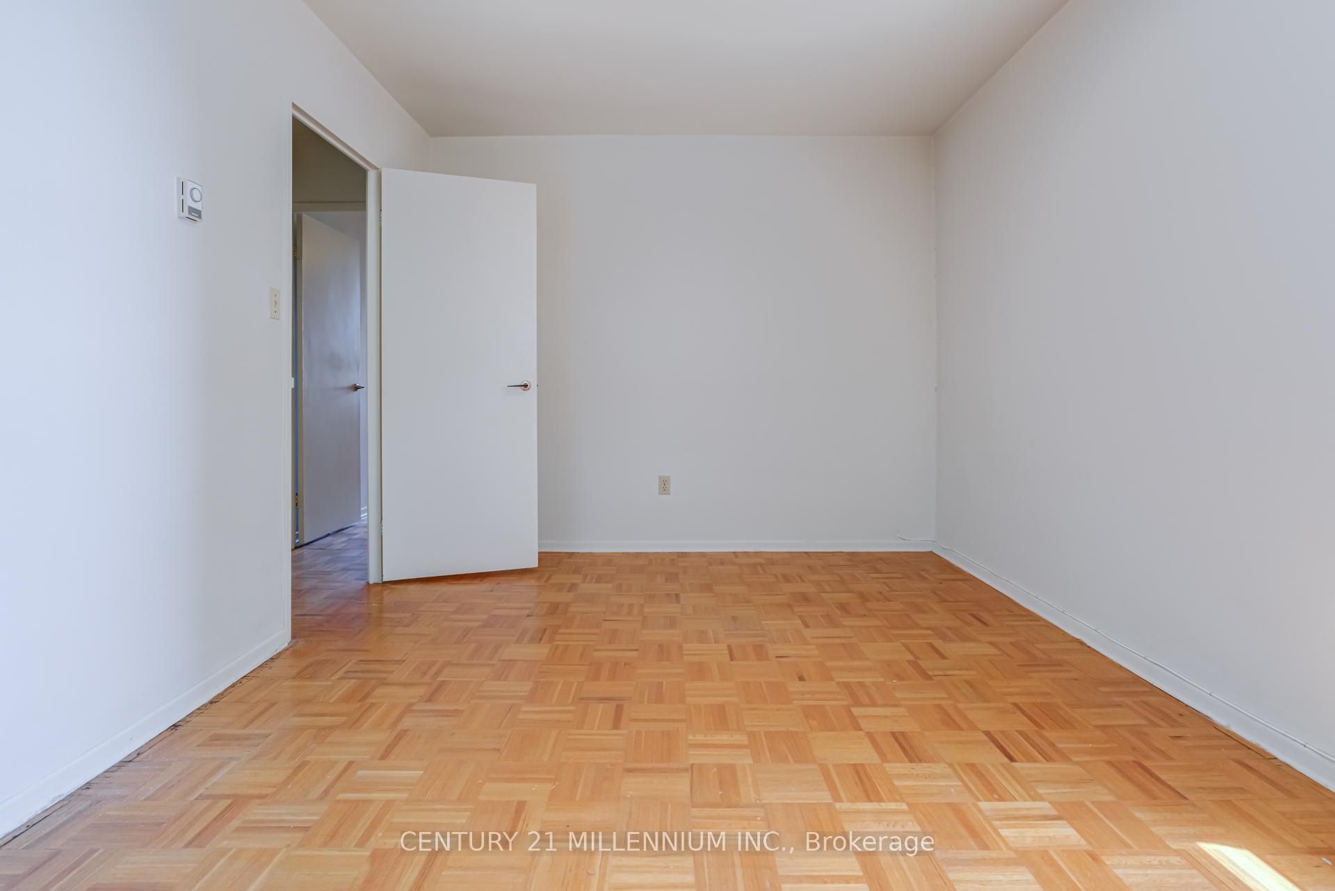 Photo 24 of Unit 2009, 5 Massey Square, Toronto, Crescent Town — HOMEH