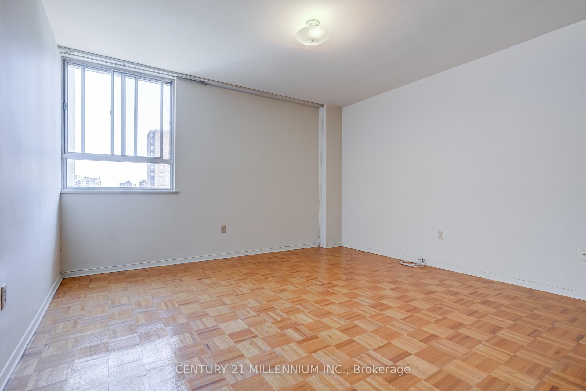Photo 13 of Unit 2009, 5 Massey Square, Toronto, Crescent Town — HOMEH