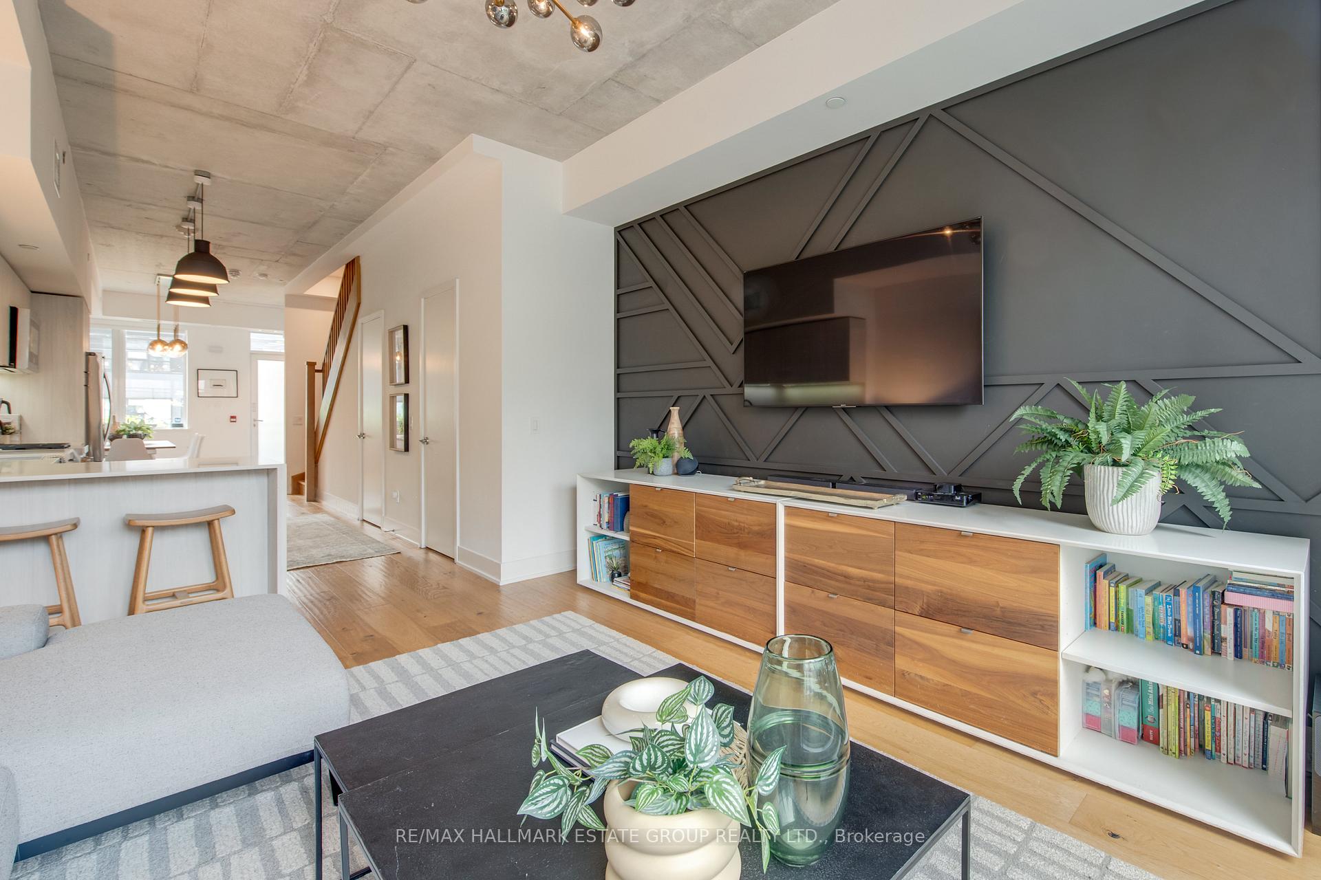 Photo 11 of Unit 12, 673 Kingston Road, Toronto, The Beaches — HOMEH