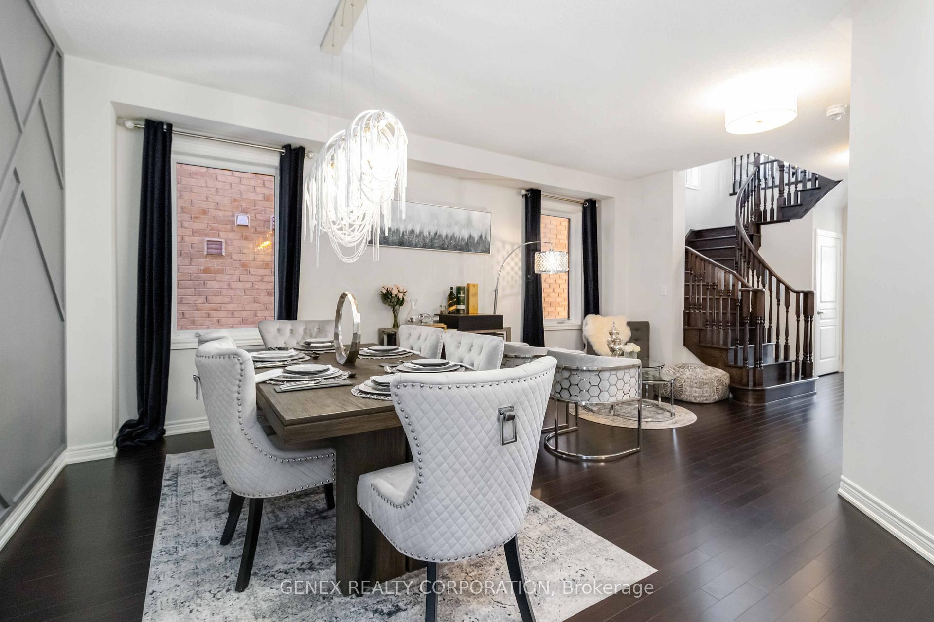 Photo 9 of 7 Antoine Street, Brampton, Northwest Brampton — HOMEH