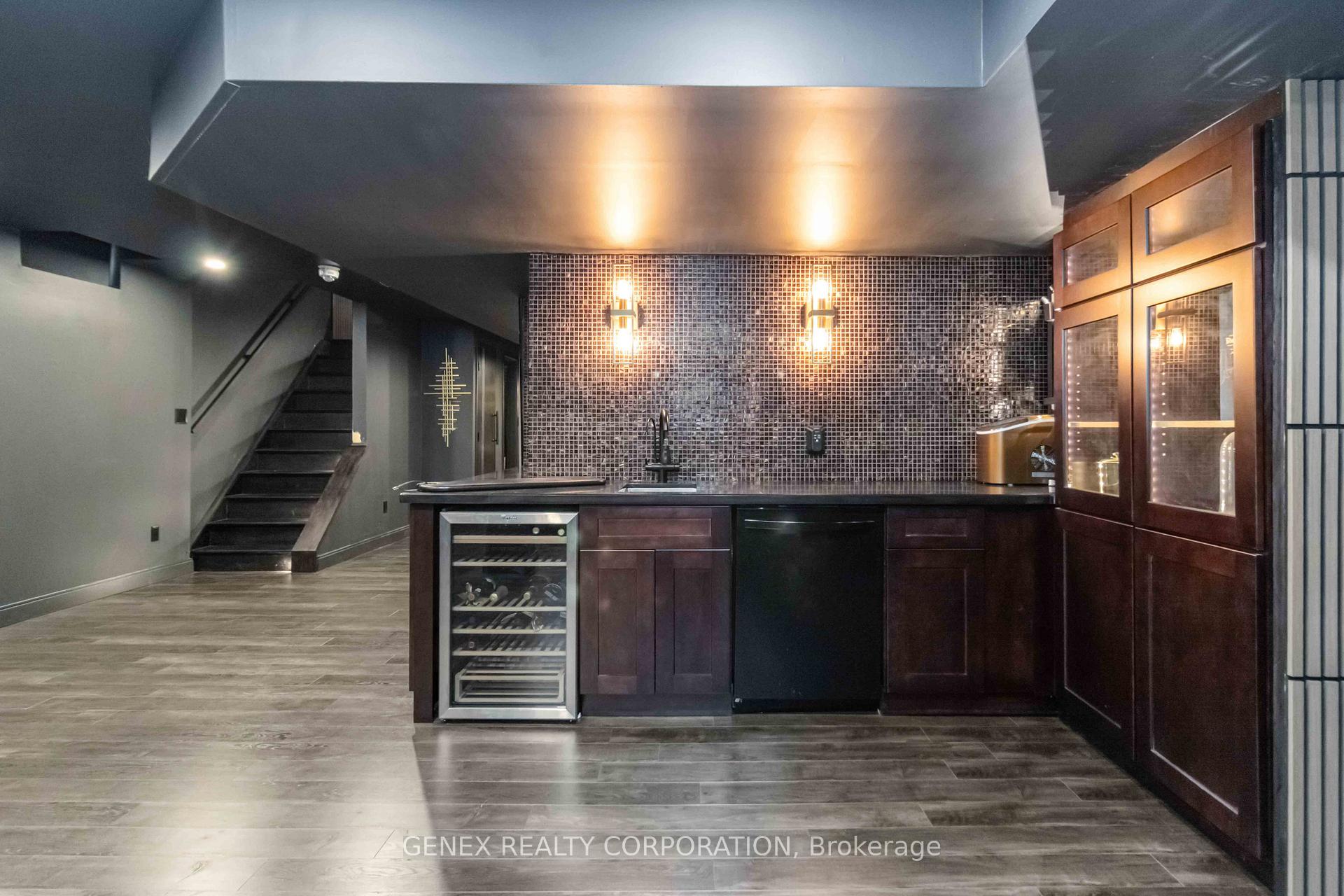 Photo 36 of 7 Antoine Street, Brampton, Northwest Brampton — HOMEH