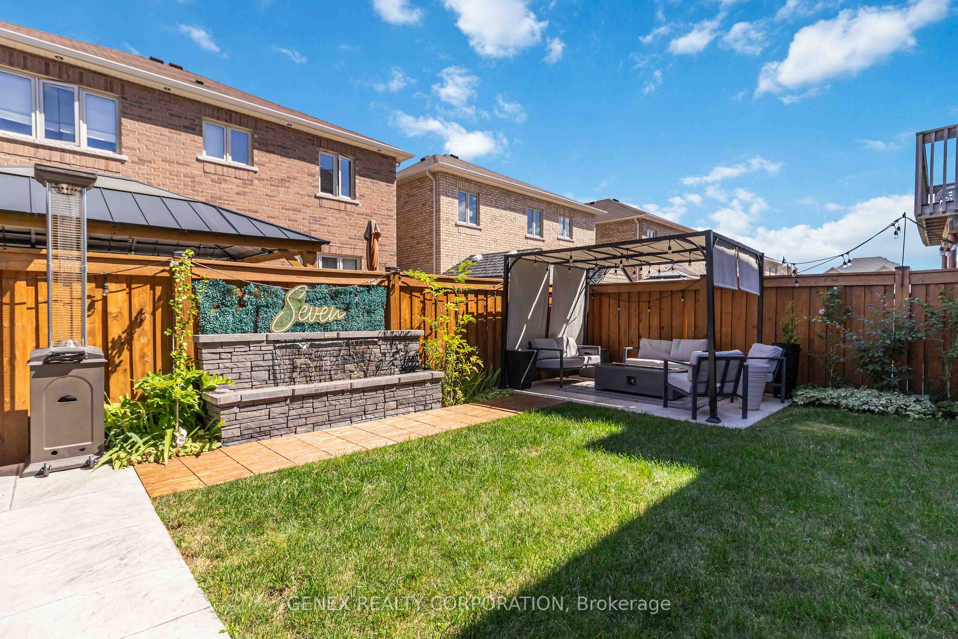 Photo 46 of 7 Antoine Street, Brampton, Northwest Brampton — HOMEH