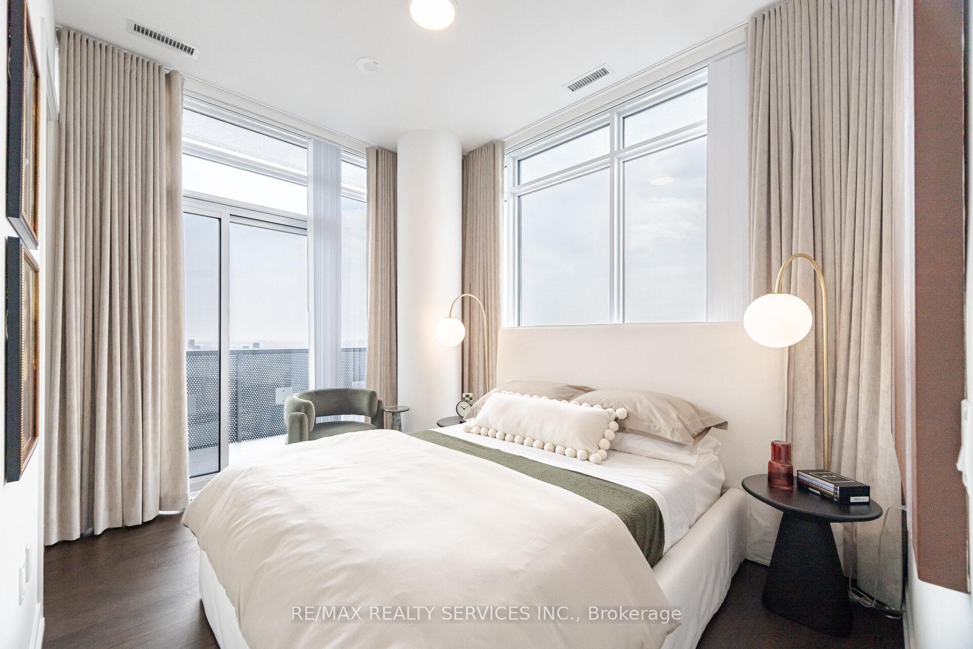 Photo 17 of Unit PH103, 138 Downes Street, Toronto, Waterfront Communities — HOMEH