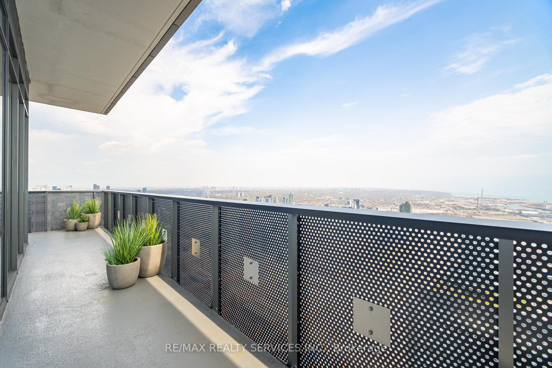 Photo 24 of Unit PH103, 138 Downes Street, Toronto, Waterfront Communities — HOMEH