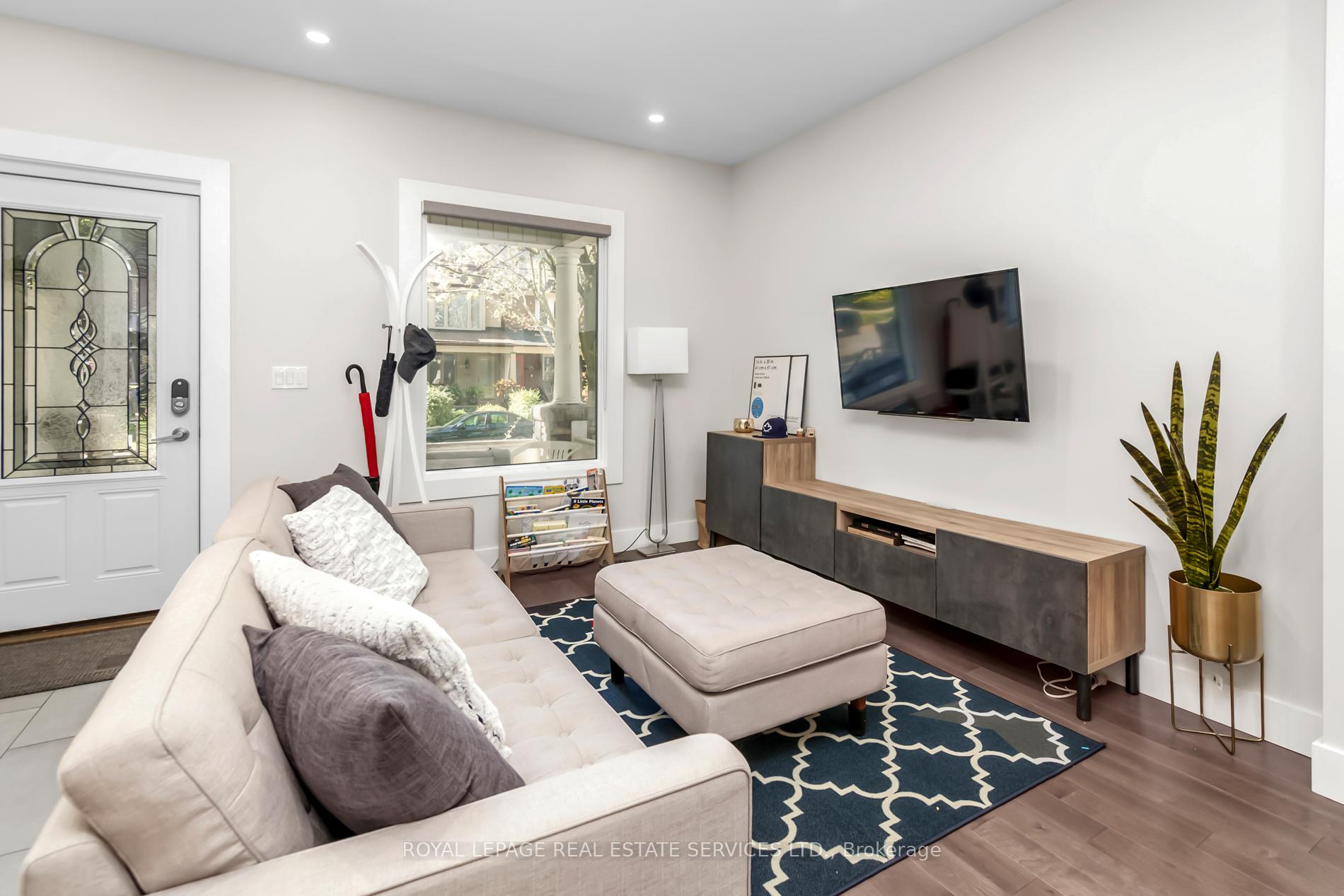 Photo 6 of 129 Langford Avenue, Toronto, Danforth — HOMEH