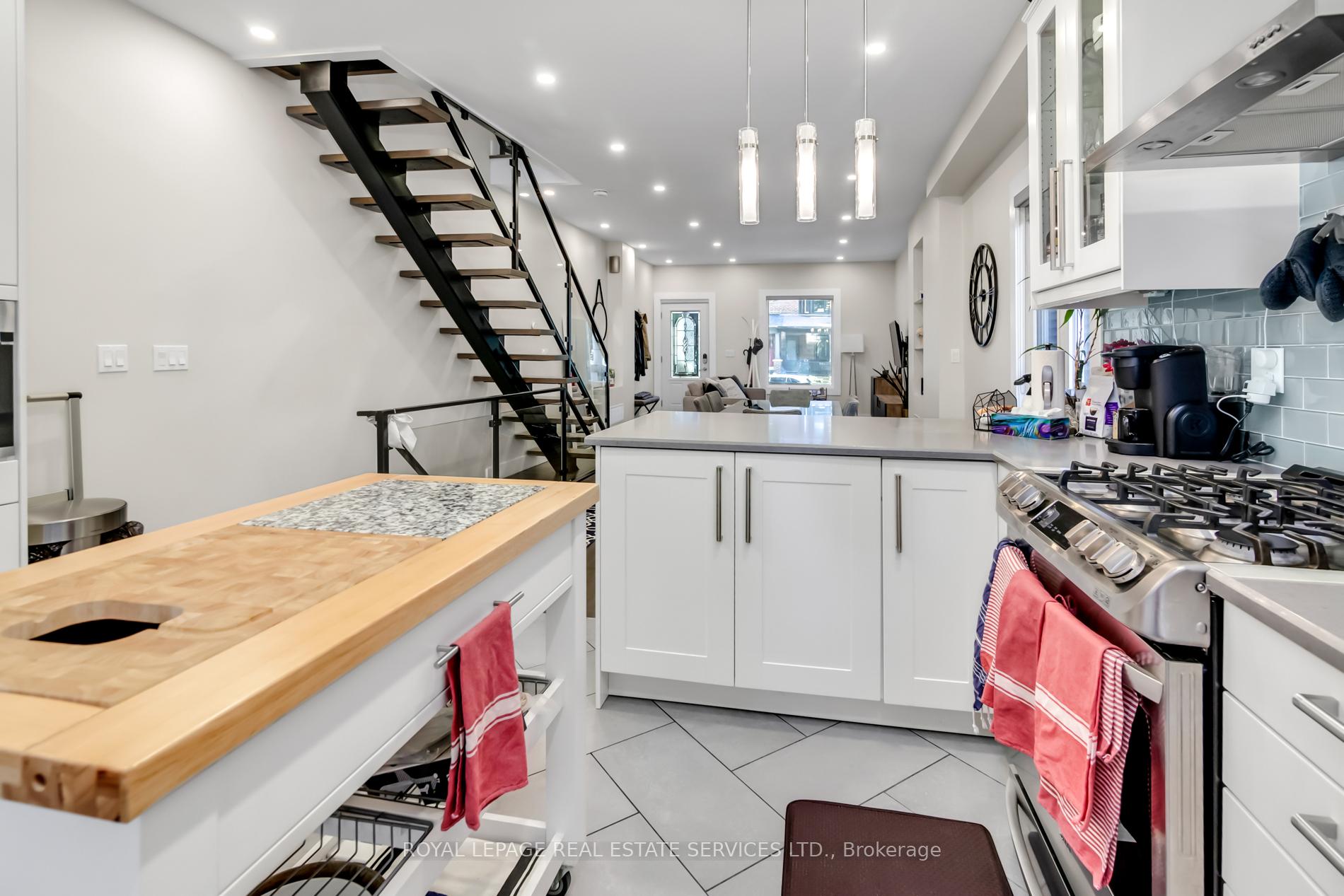 Photo 21 of 129 Langford Avenue, Toronto, Danforth — HOMEH