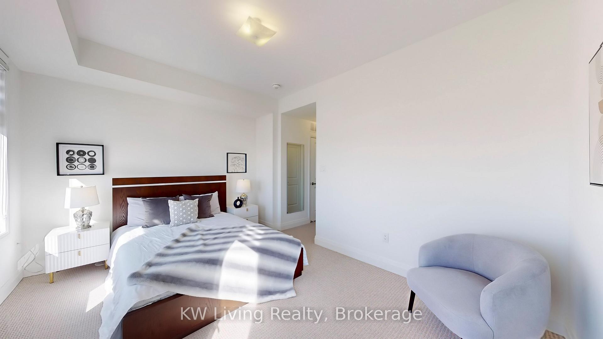 Photo 4 of 705 Port Darlington Road, Clarington, Bowmanville — HOMEH