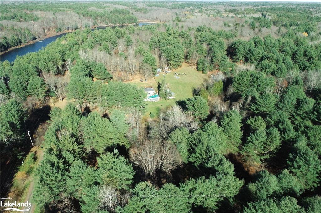 Photo 12 of 1067 Thomas Road, Gravenhurst, Ryde — HOMEH