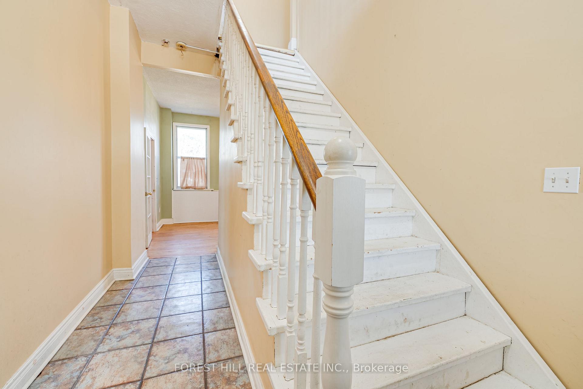Photo 3 of 72A Old Kingston Road, Ajax, Central West — HOMEH