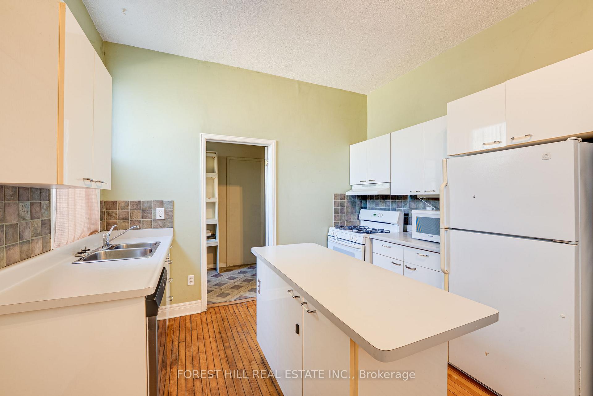 Photo 10 of 72A Old Kingston Road, Ajax, Central West — HOMEH