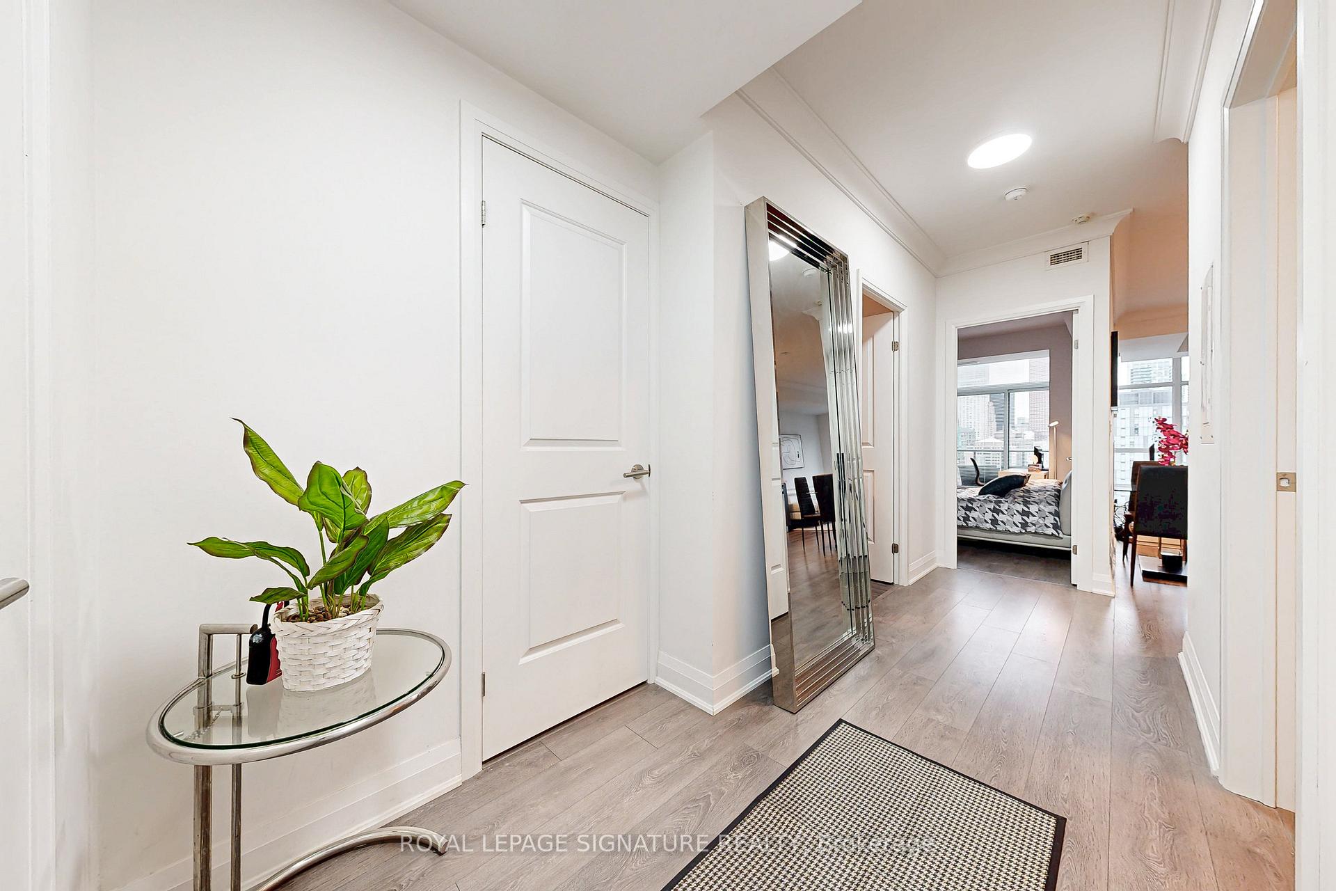 Photo 25 of Unit PH11, 400 Adelaide Street E, Toronto, Moss Park — HOMEH