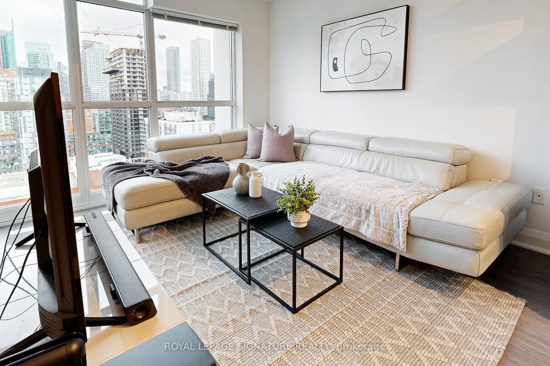 Photo 29 of Unit PH11, 400 Adelaide Street E, Toronto, Moss Park — HOMEH