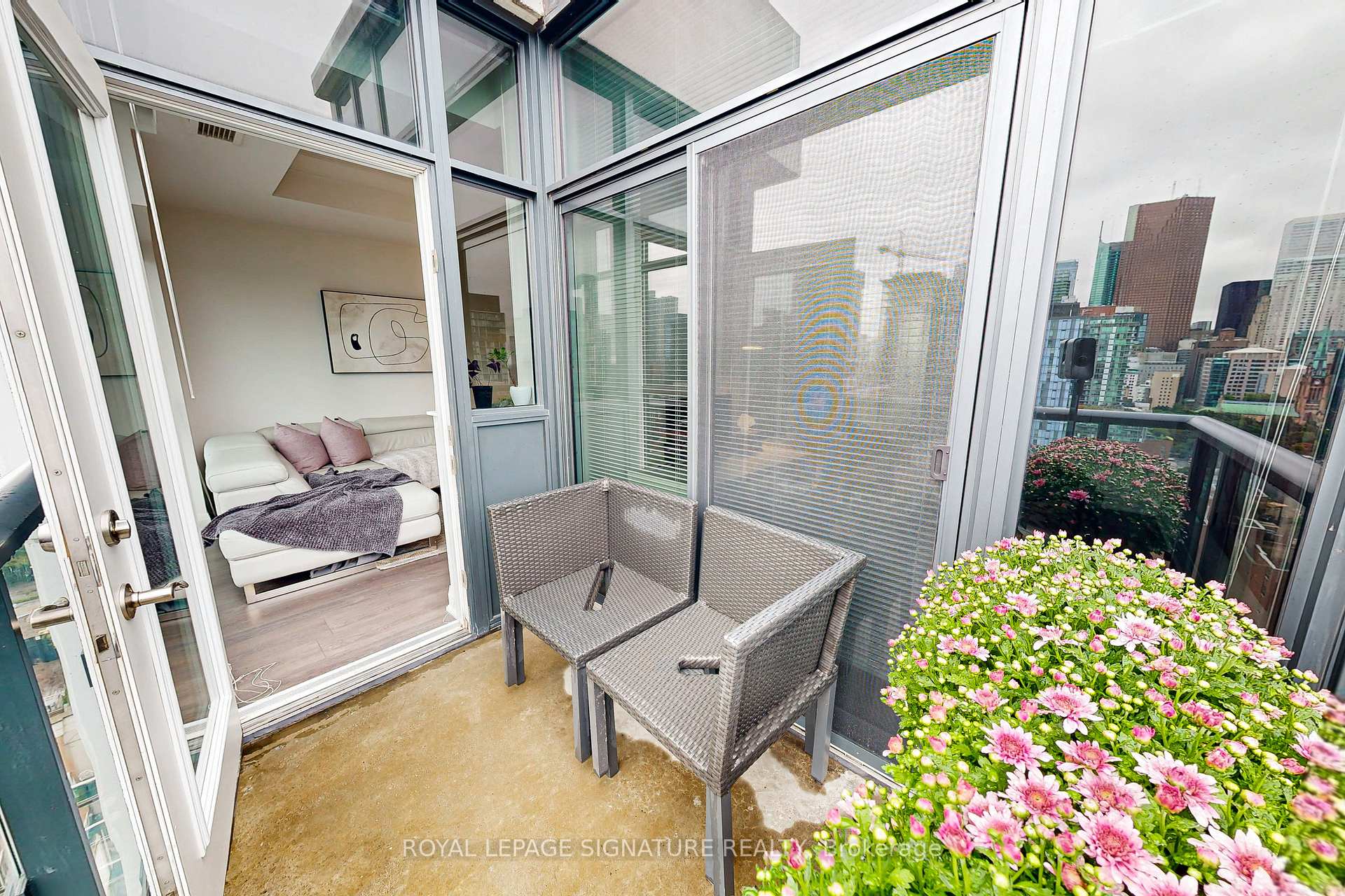 Photo 37 of Unit PH11, 400 Adelaide Street E, Toronto, Moss Park — HOMEH