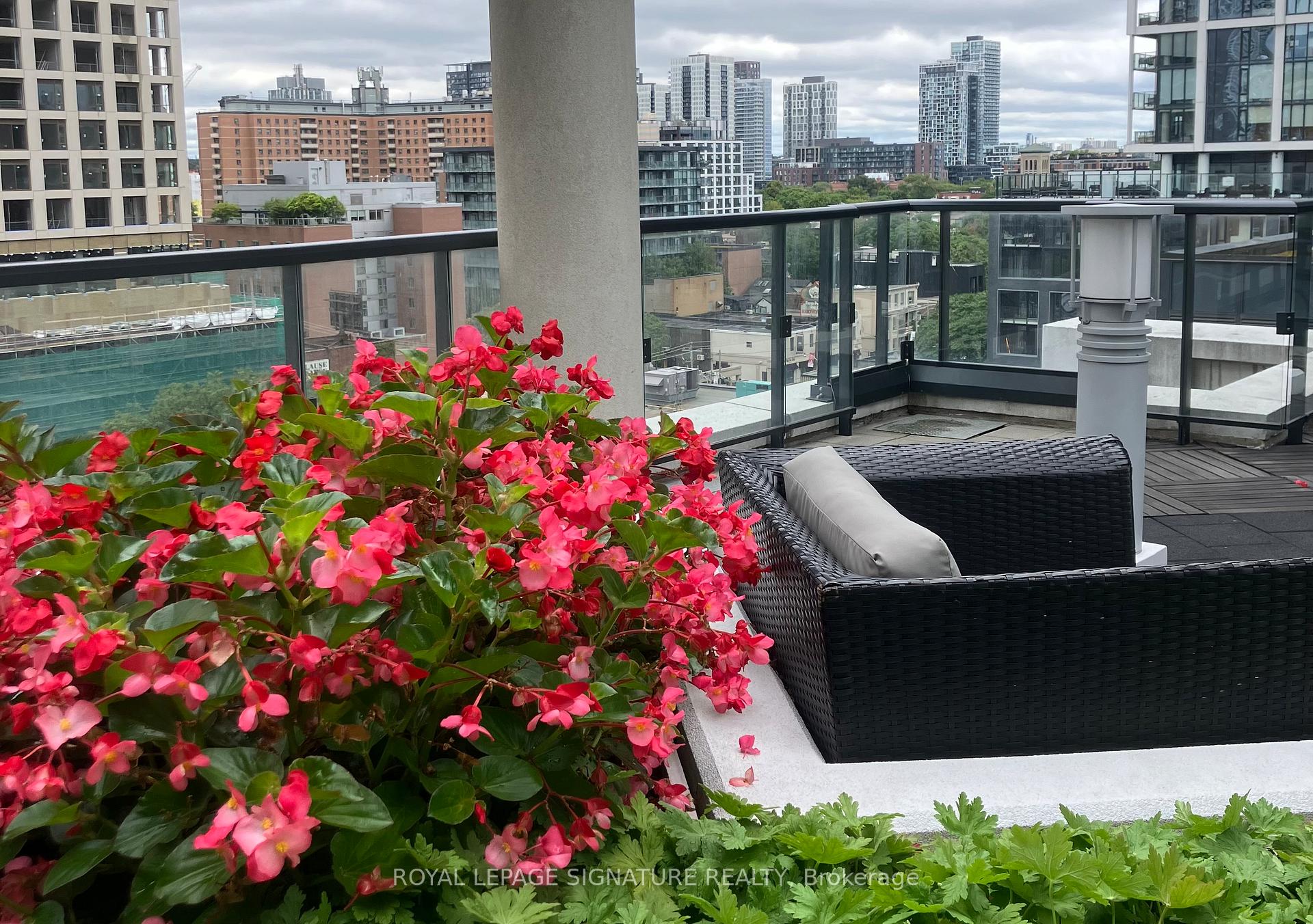 Photo 26 of Unit PH11, 400 Adelaide Street E, Toronto, Moss Park — HOMEH