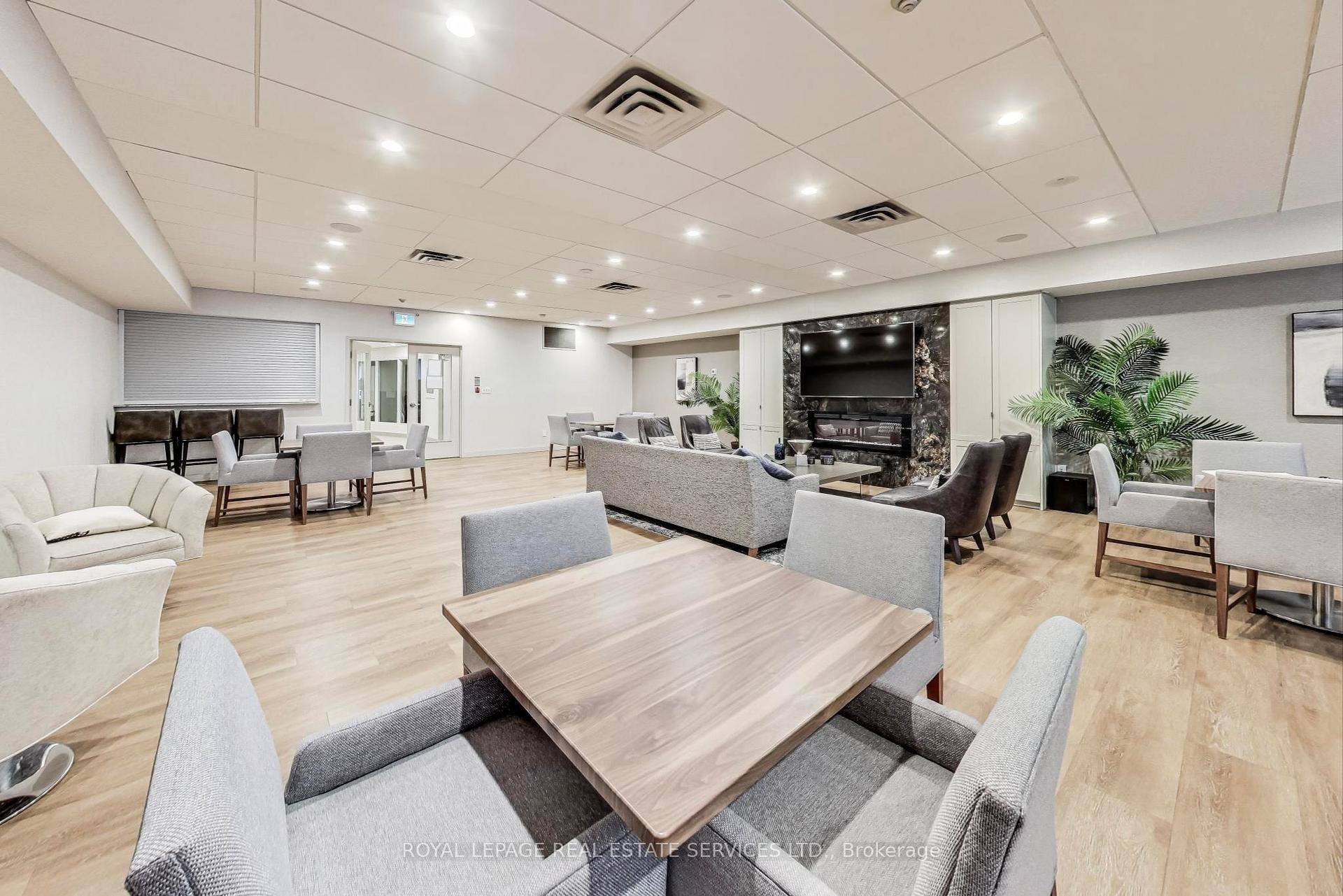 Photo 19 of Unit 1003, 30 Gloucester Street, Toronto, Church-Yonge Corridor — HOMEH