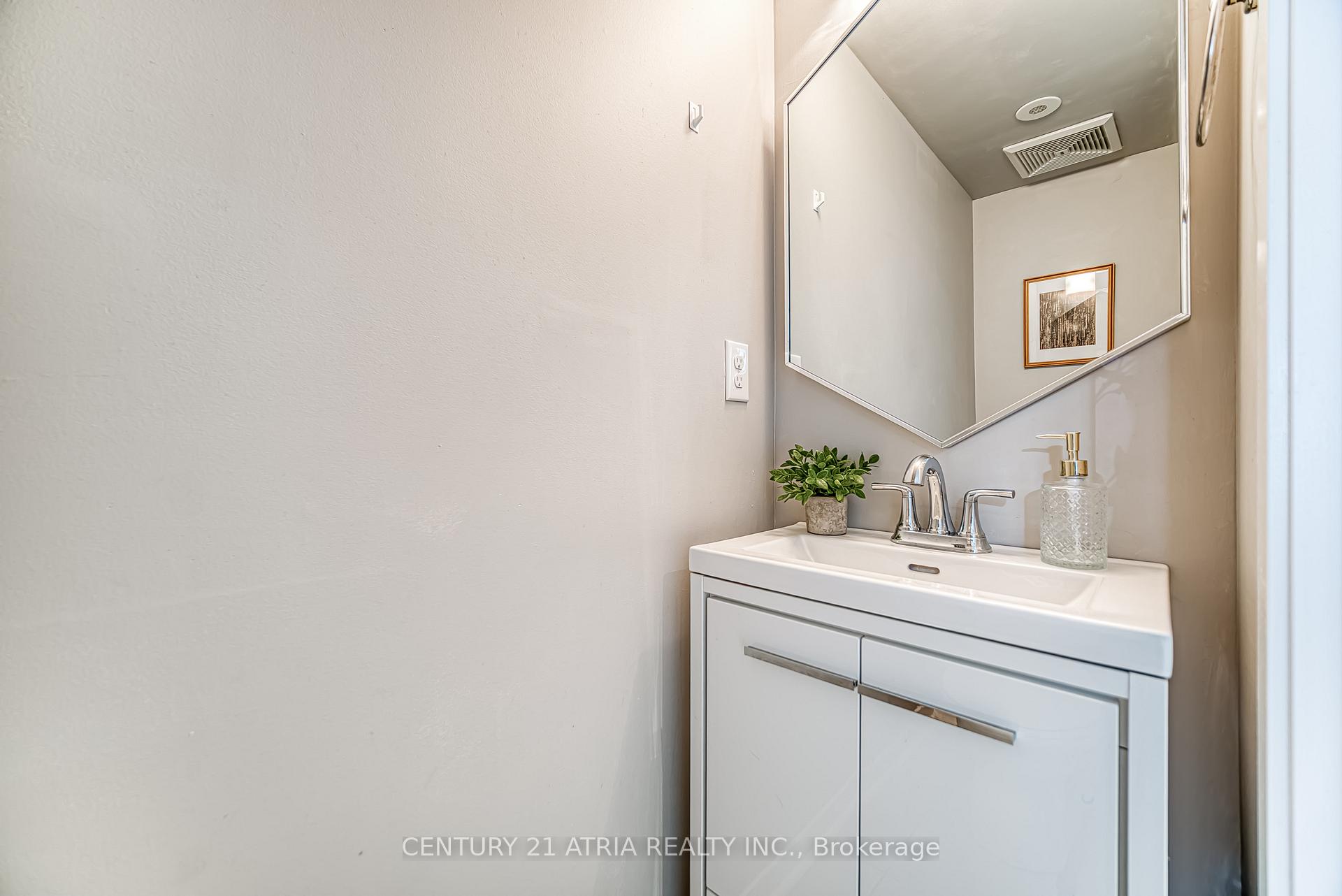 Photo 27 of Unit 2, 8 Frances Loring Lane, Toronto, South Riverdale — HOMEH
