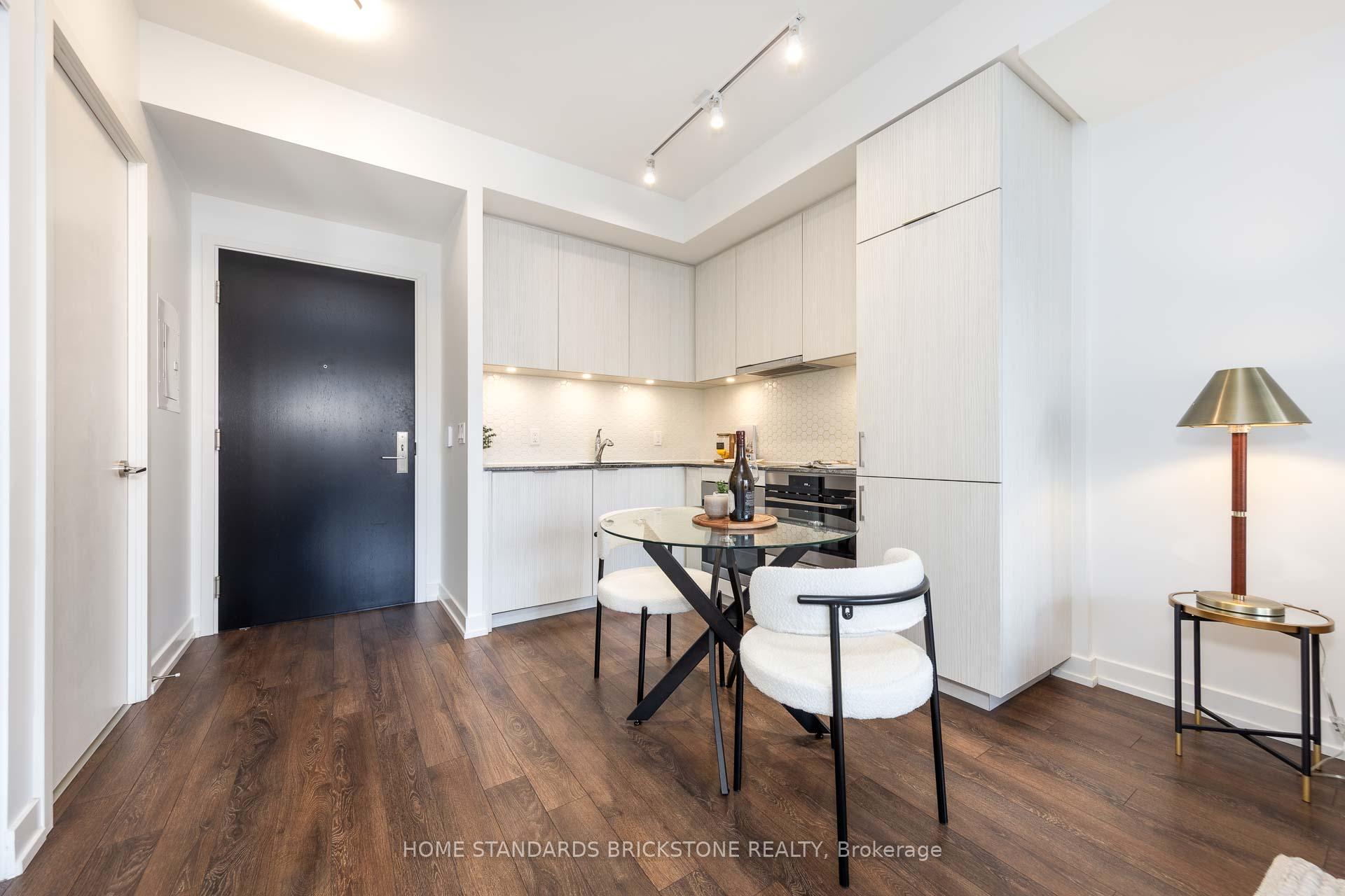 Photo 4 of Unit 412, 158 Front Street E, Toronto, Moss Park — HOMEH