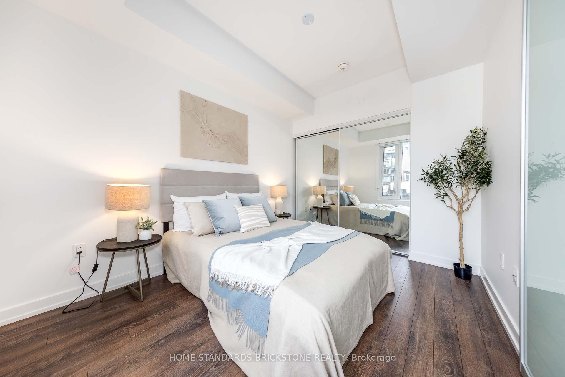 Photo 3 of Unit 412, 158 Front Street E, Toronto, Moss Park — HOMEH