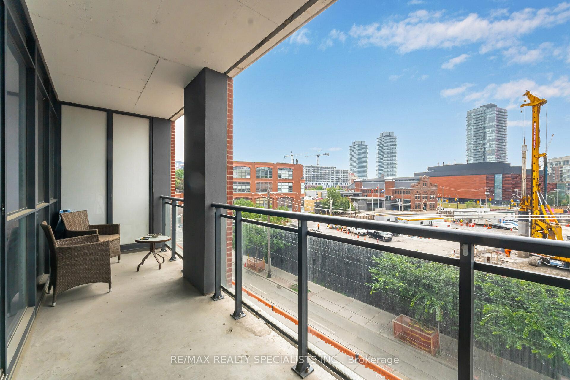 Photo 5 of Unit 318, 318 King Street E, Toronto, Moss Park — HOMEH