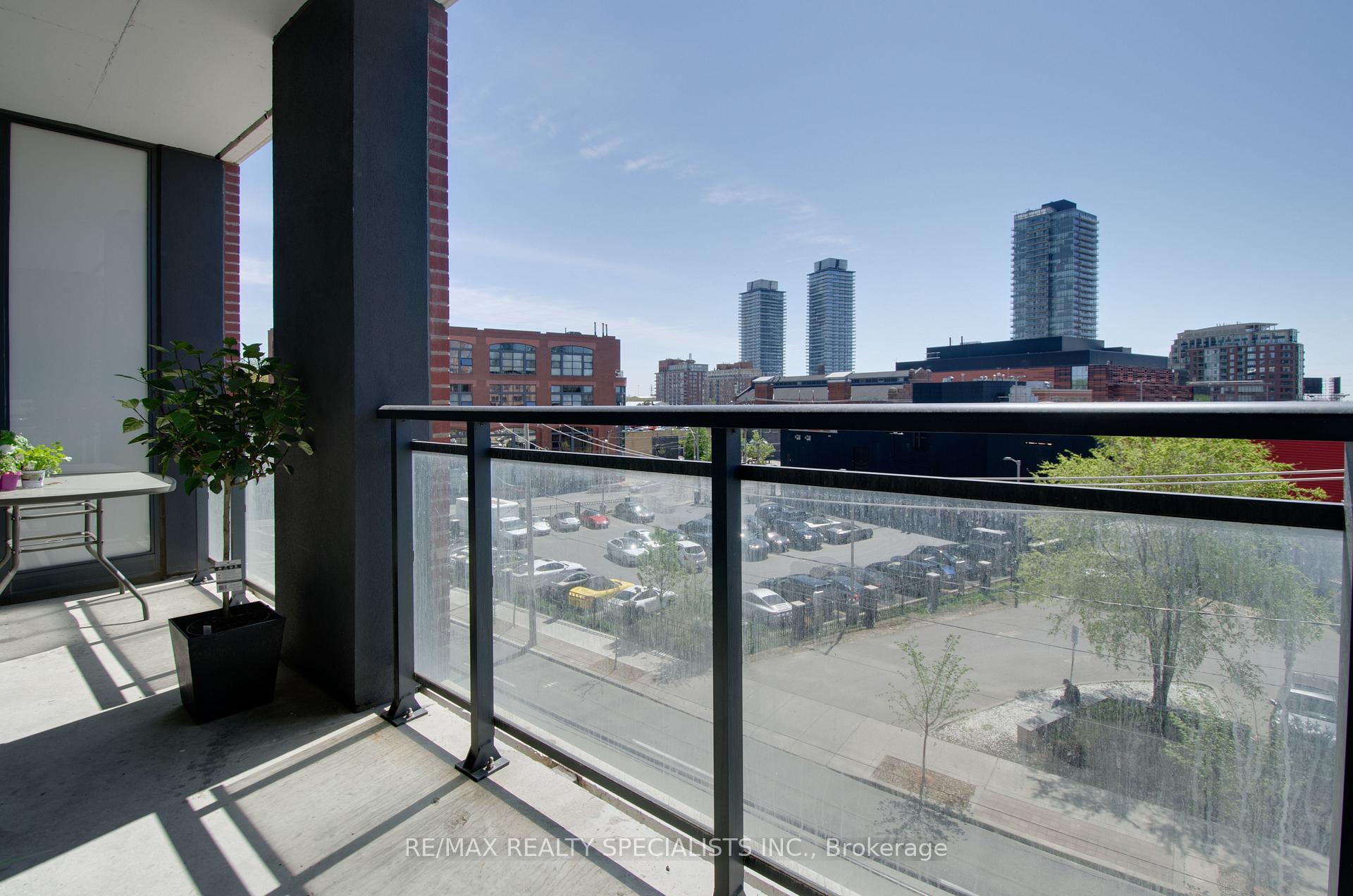 Photo 7 of Unit 318, 318 King Street E, Toronto, Moss Park — HOMEH
