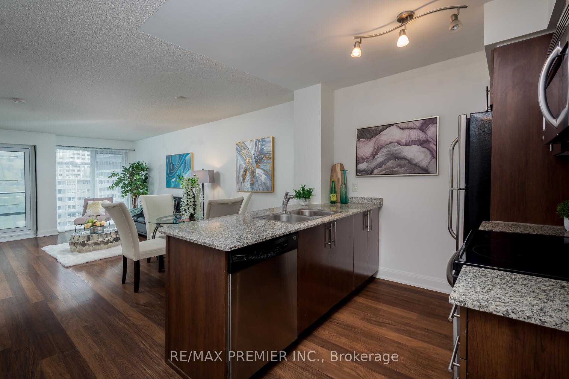 Photo 11 of Unit 1512, 2191 Yonge Street, Toronto, Mount Pleasant West — HOMEH