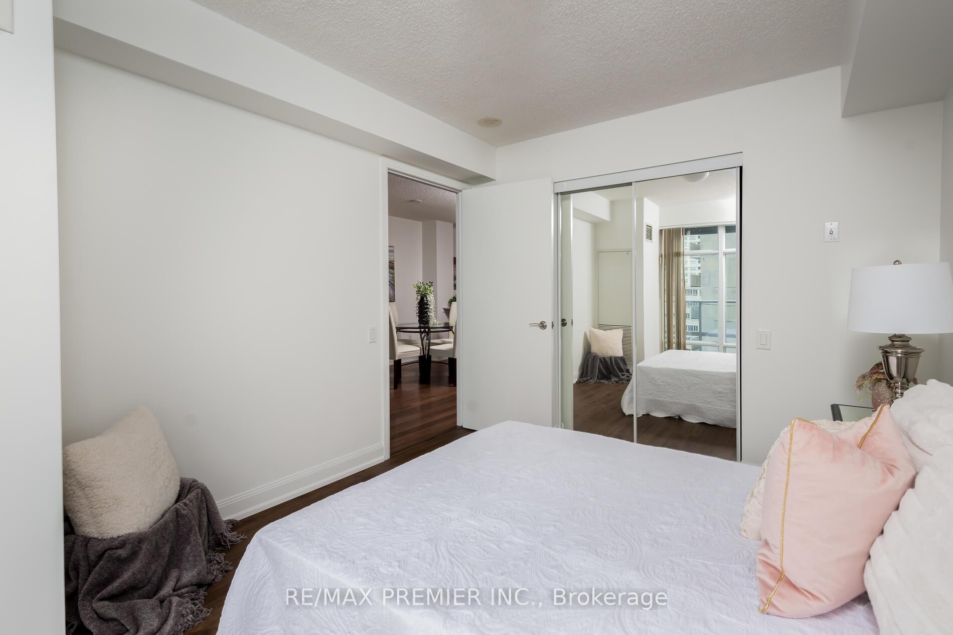 Photo 8 of Unit 1512, 2191 Yonge Street, Toronto, Mount Pleasant West — HOMEH
