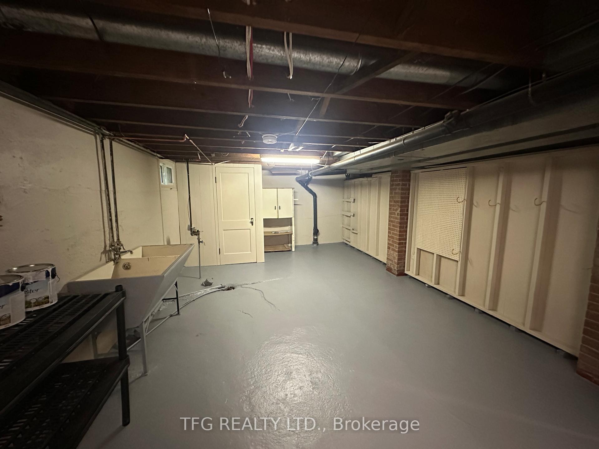 Photo 11 of 103 Wellington Street, Clarington, Bowmanville — HOMEH