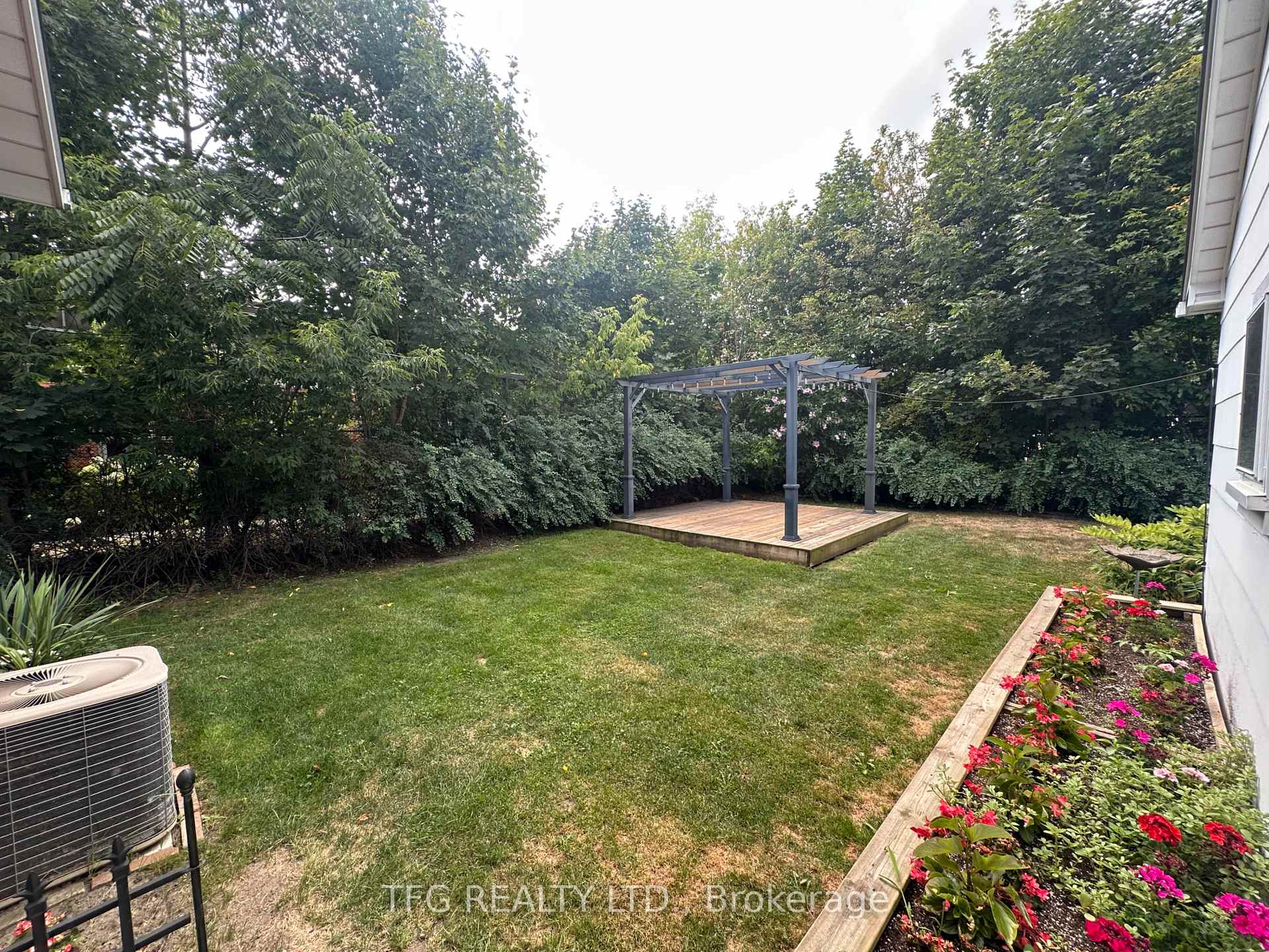 Photo 12 of 103 Wellington Street, Clarington, Bowmanville — HOMEH