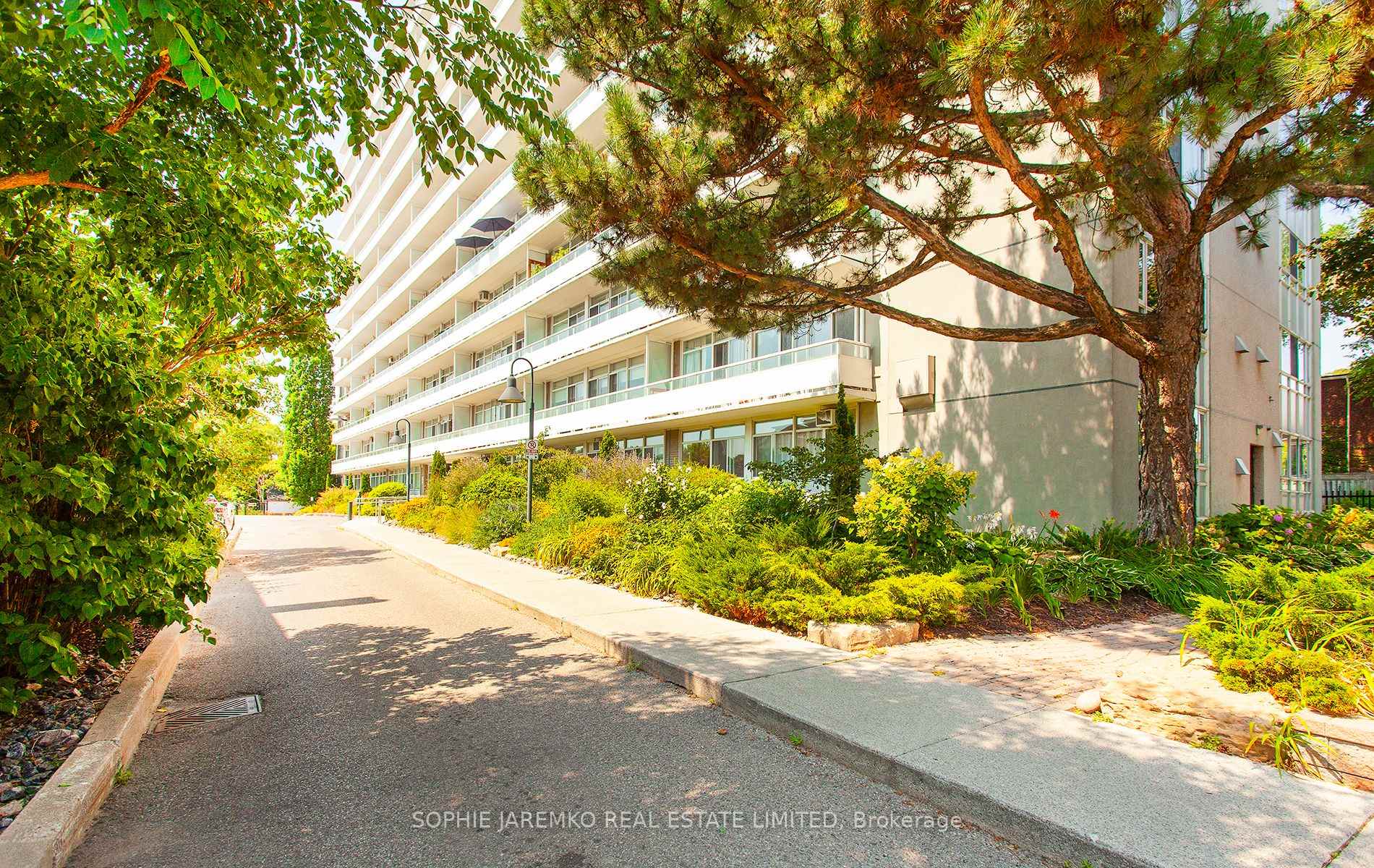 Photo 3 of Unit 1203, 580 Christie Street, Toronto, Wychwood — HOMEH