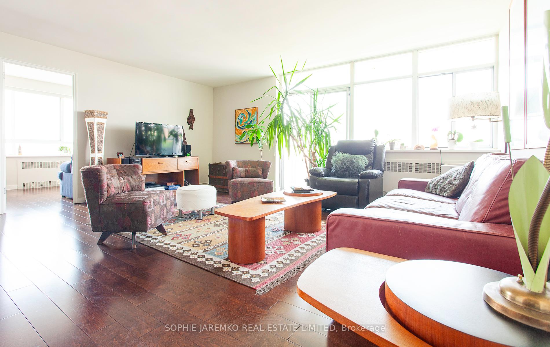 Photo 4 of Unit 1203, 580 Christie Street, Toronto, Wychwood — HOMEH