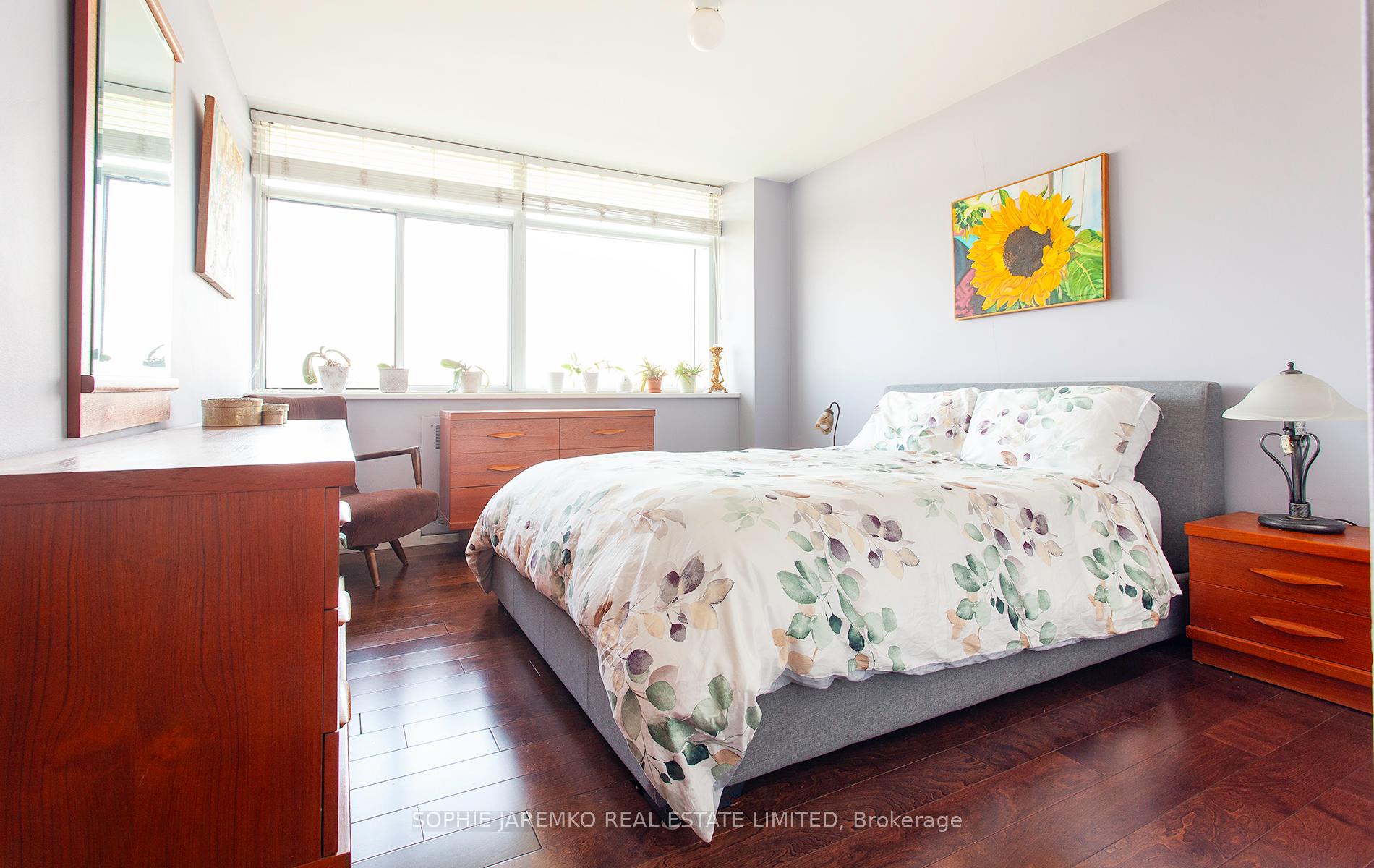Photo 19 of Unit 1203, 580 Christie Street, Toronto, Wychwood — HOMEH