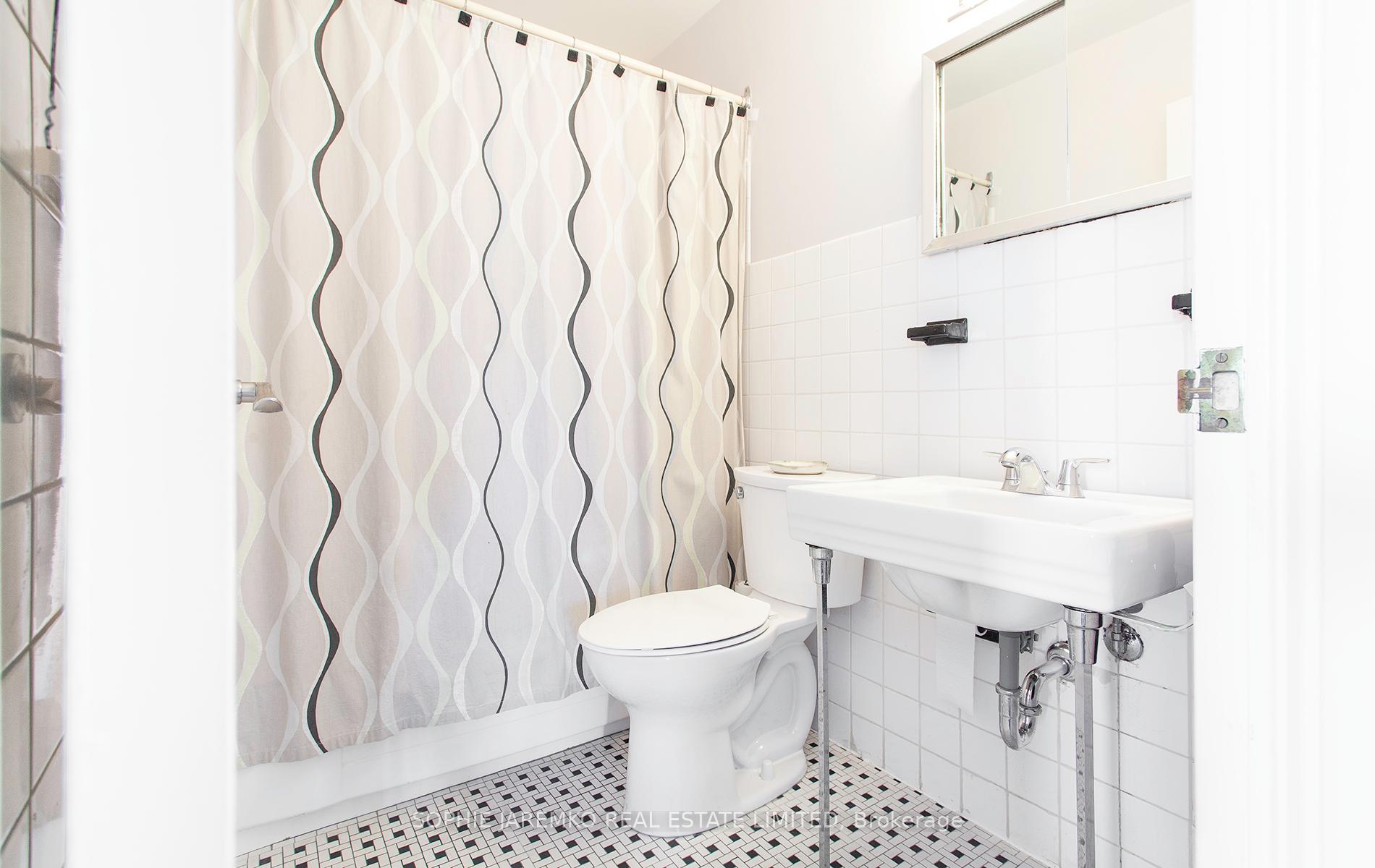 Photo 14 of Unit 1203, 580 Christie Street, Toronto, Wychwood — HOMEH