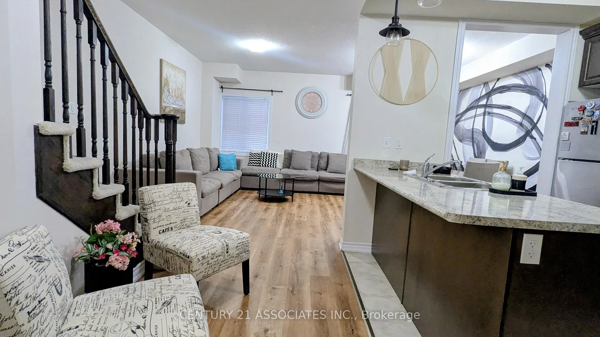 Photo 26 of 24 Savage Drive, Hamilton, Waterdown — HOMEH